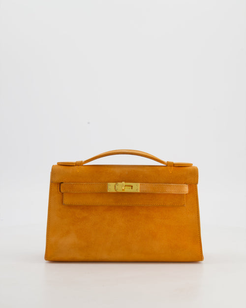 *SUPER RARE VINTAGE* Hermès Vintage Mini Kelly Pochette Bag in Orange Veau Doblis Leather with Gold Hardware
