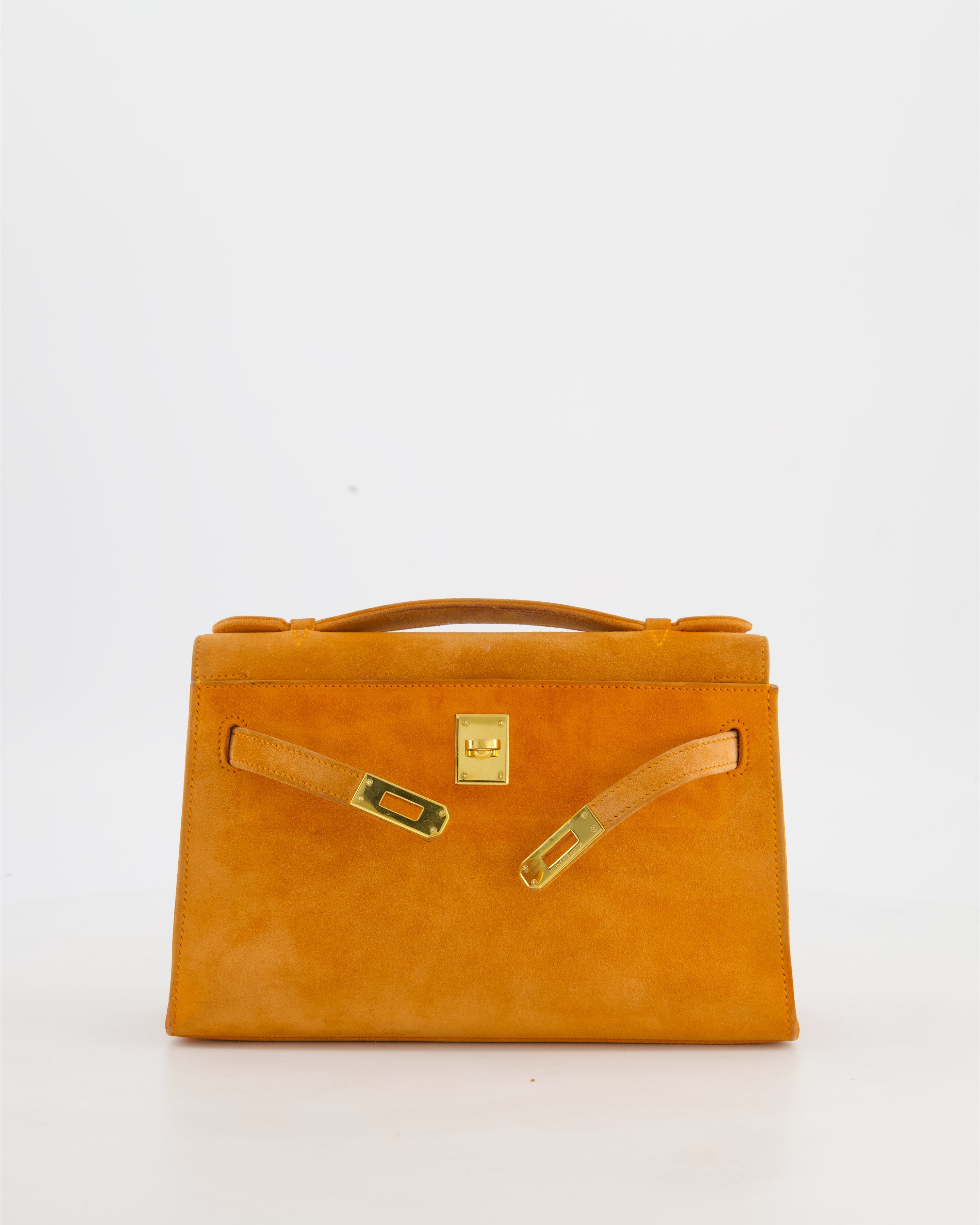 *SUPER RARE VINTAGE* Hermès Vintage Mini Kelly Pochette Bag in Orange Veau Doblis Leather with Gold Hardware
