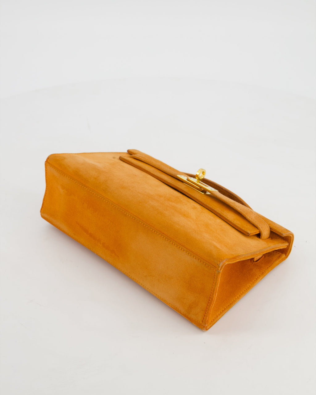 *SUPER RARE VINTAGE* Hermès Vintage Mini Kelly Pochette Bag in Orange Veau Doblis Leather with Gold Hardware