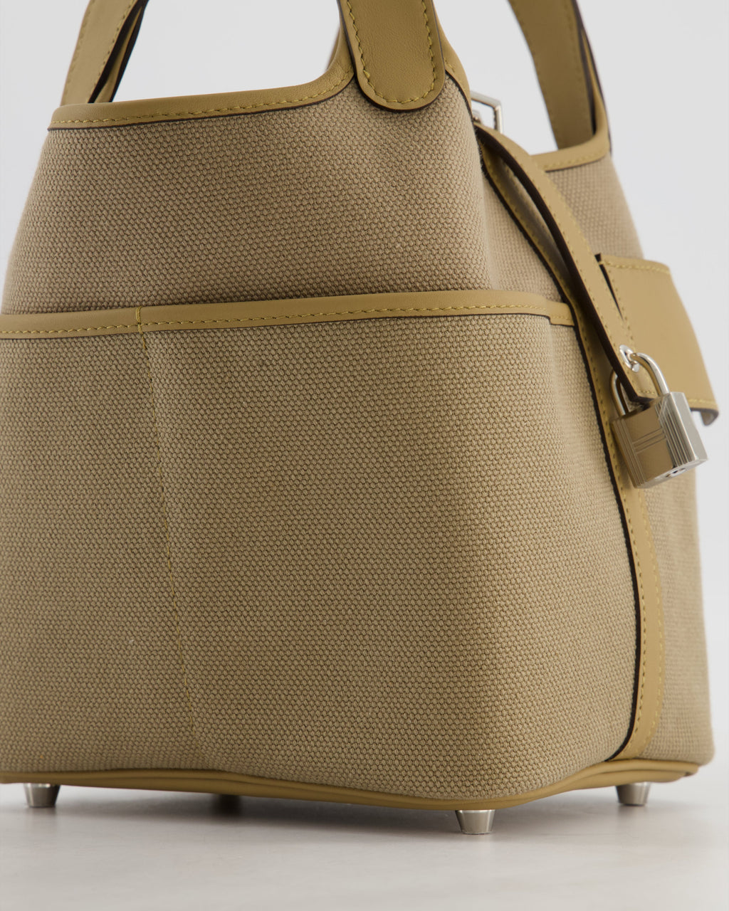 *HOT* Hermès Picotin 18 Lock Pocket Cargo Bag in Beige Marfa Toile Goeland & Poussiere Swift Leather with Palladium Hardware