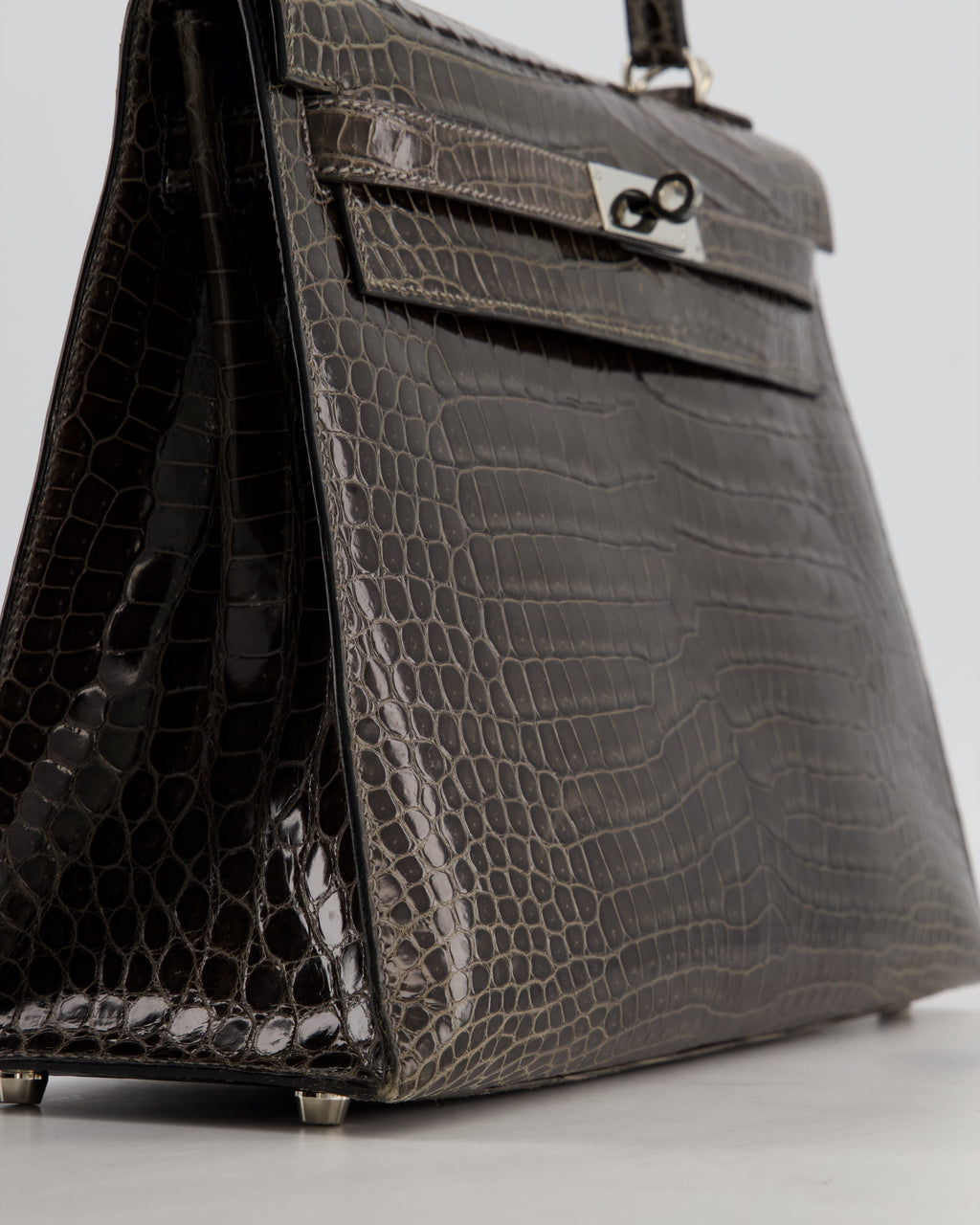 Hermès Vintage Kelly 32 Sellier Bag in Graphite Shiny Porosus Crocodile Leather with Palladium Hardware