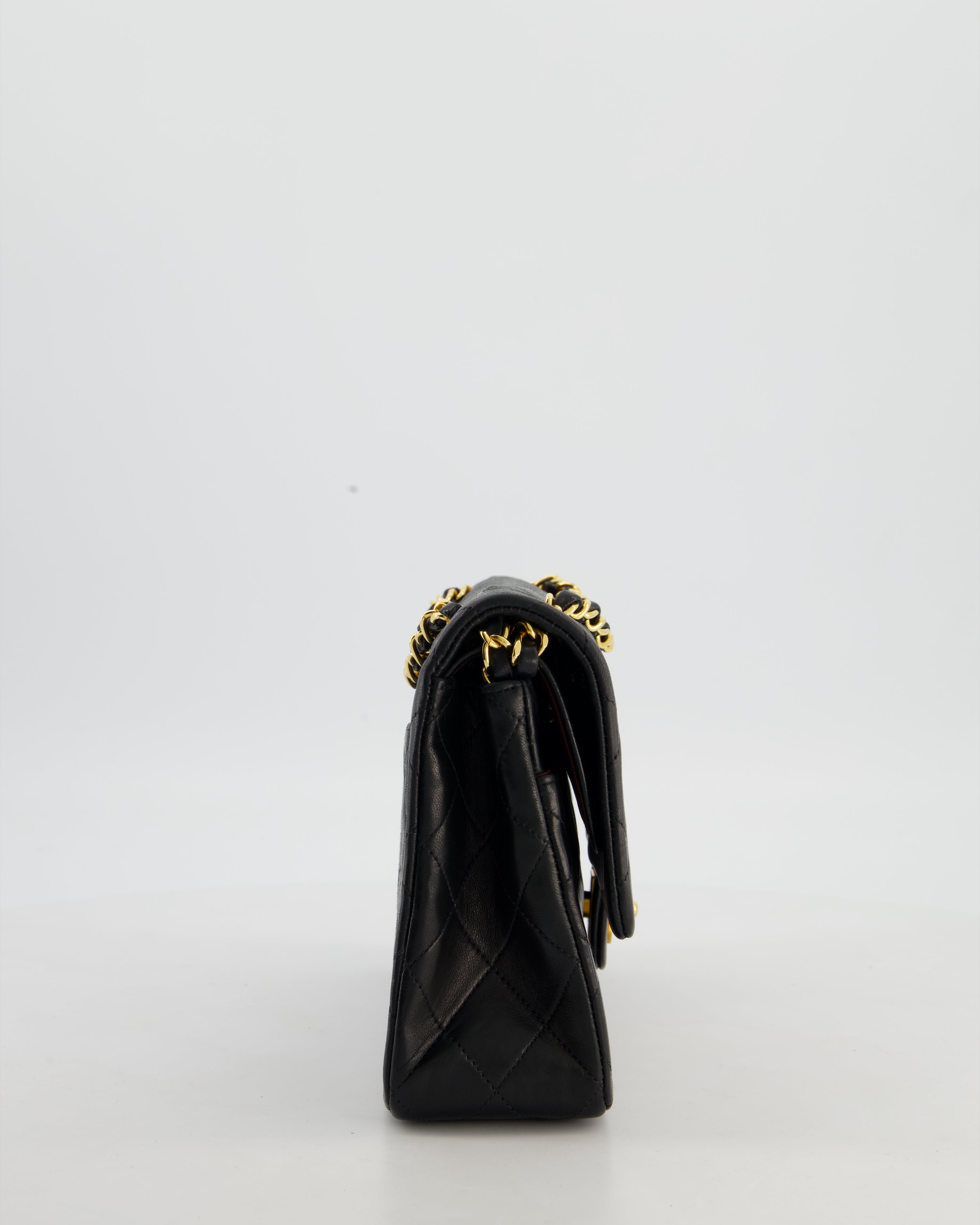 Chanel Black Vintage Medium Classic Double Flap Bag in Lambskin Leather with Gold Hardware