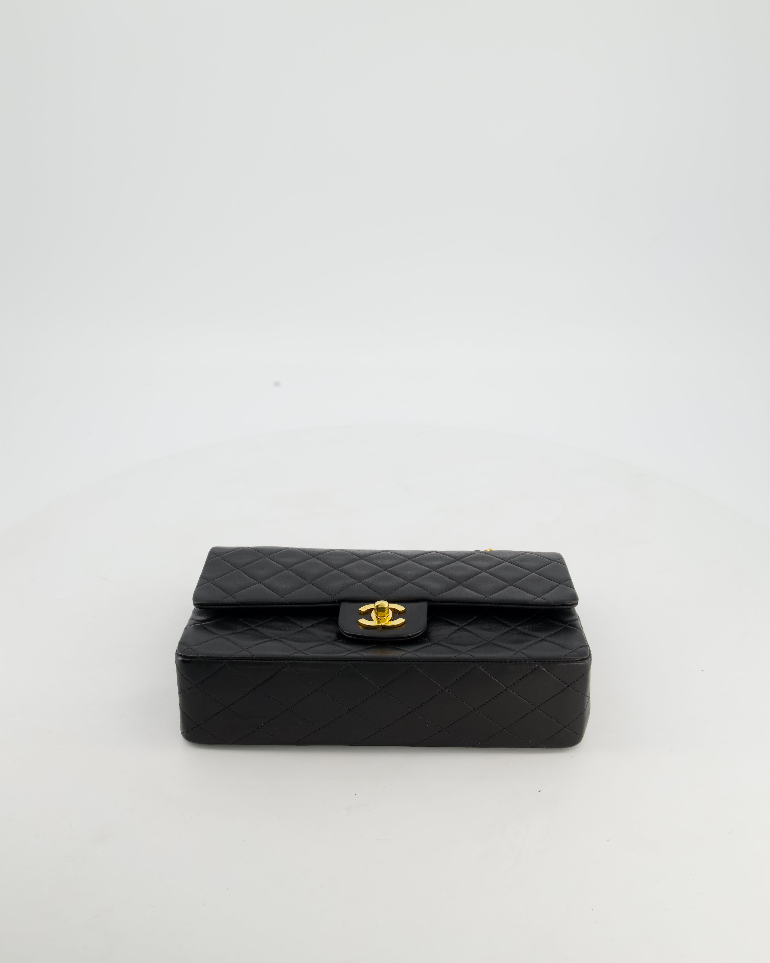 Chanel Black Vintage Medium Classic Double Flap Bag in Lambskin Leather with Gold Hardware