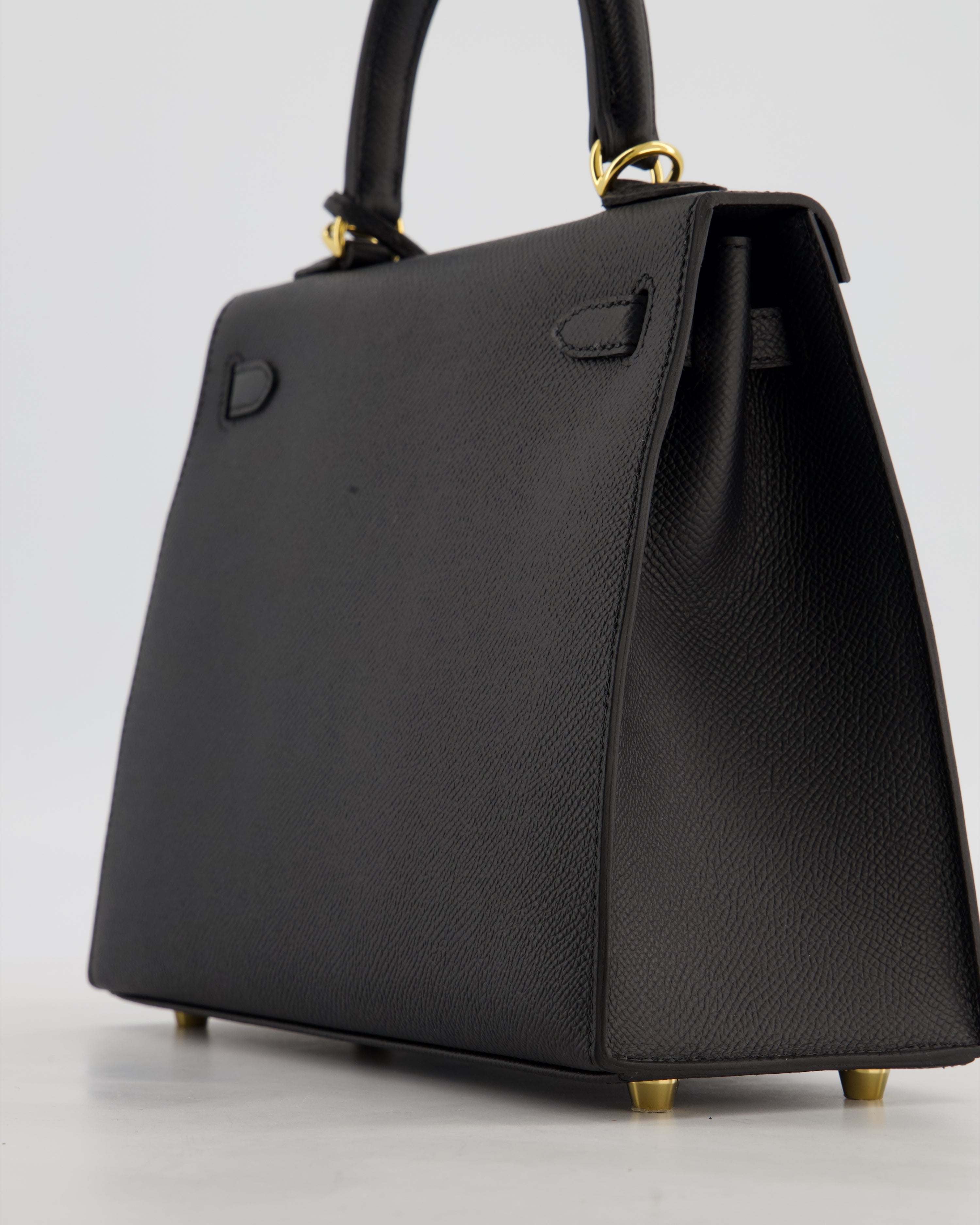 *HOT* Hermès Kelly 25 Sellier Bag in Noir Epsom Leather with Gold Hardware
