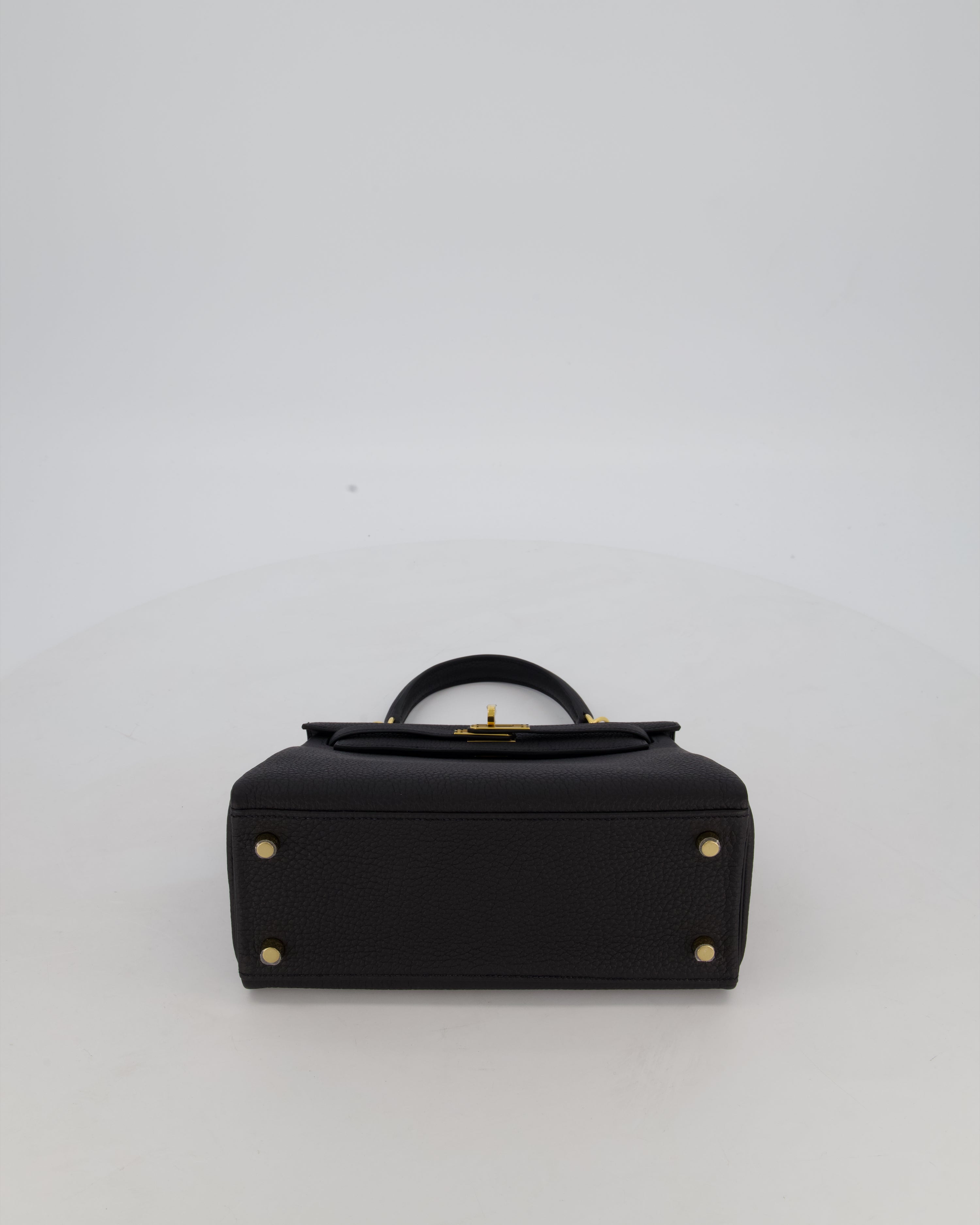 Hermès Kelly 25 Retourne Bag in Noir Togo Leather and Gold Hardware