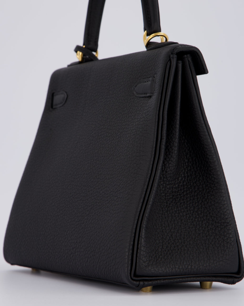 Hermès Kelly 25 Retourne Bag in Noir Togo Leather and Gold Hardware