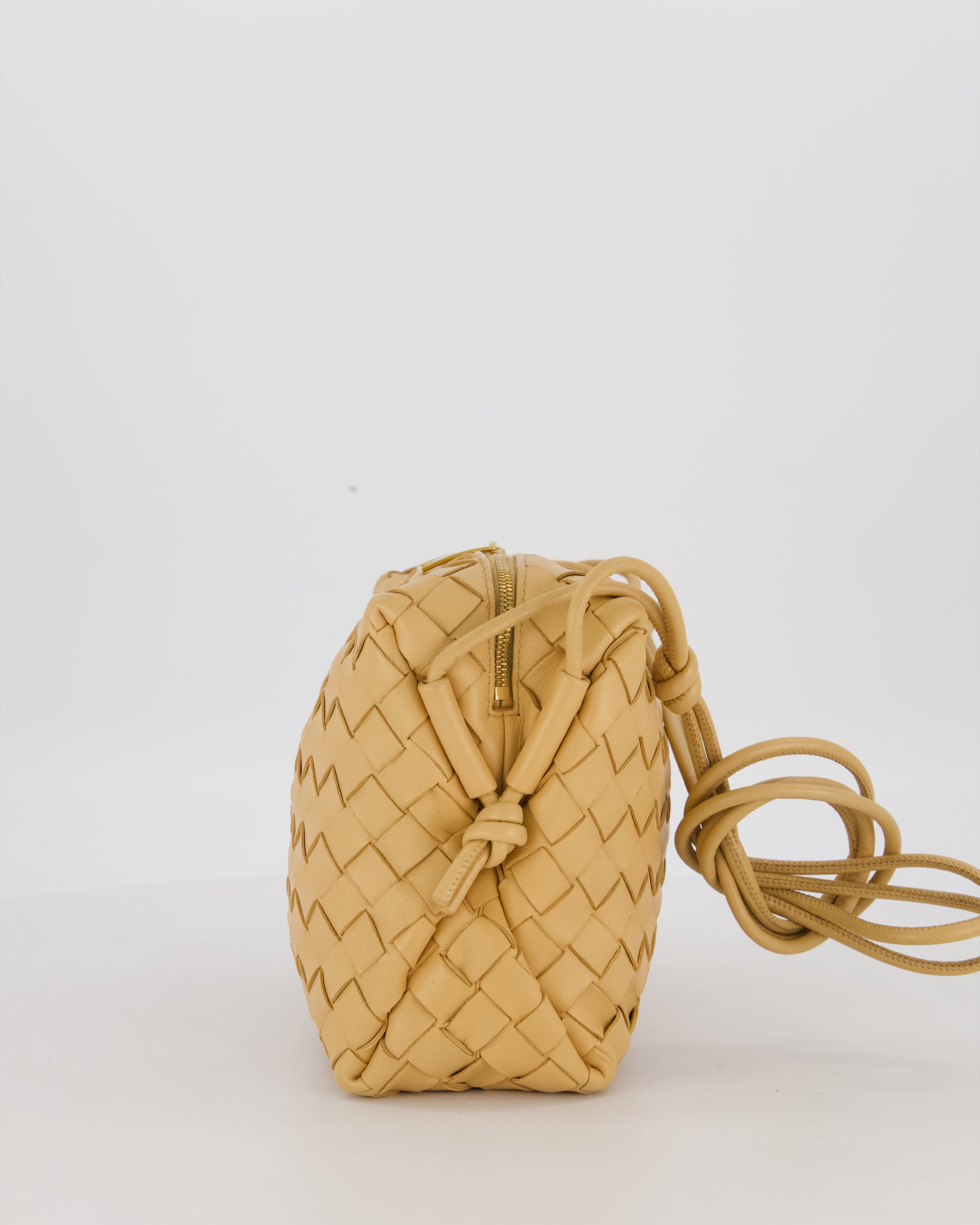 Bottega Veneta Beige Medium Loop Intrecciato Camera Bag in Lambskin Leather