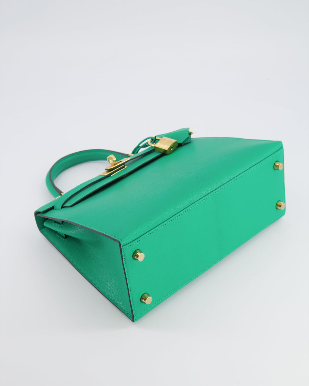 Hermès Kelly 25 Sellier Bag in Menthe Chèvre Chamkila Leather with Gold Hardware
