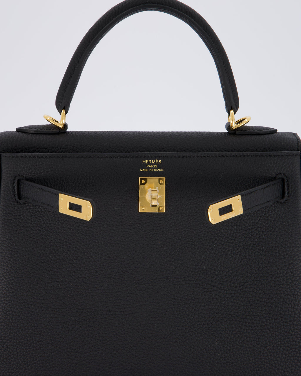 Hermès Kelly 25 Retourne Bag in Noir Togo Leather with Gold Hardware