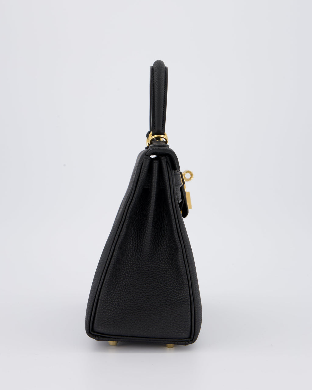 Hermès Kelly 25 Retourne Bag in Noir Togo Leather with Gold Hardware