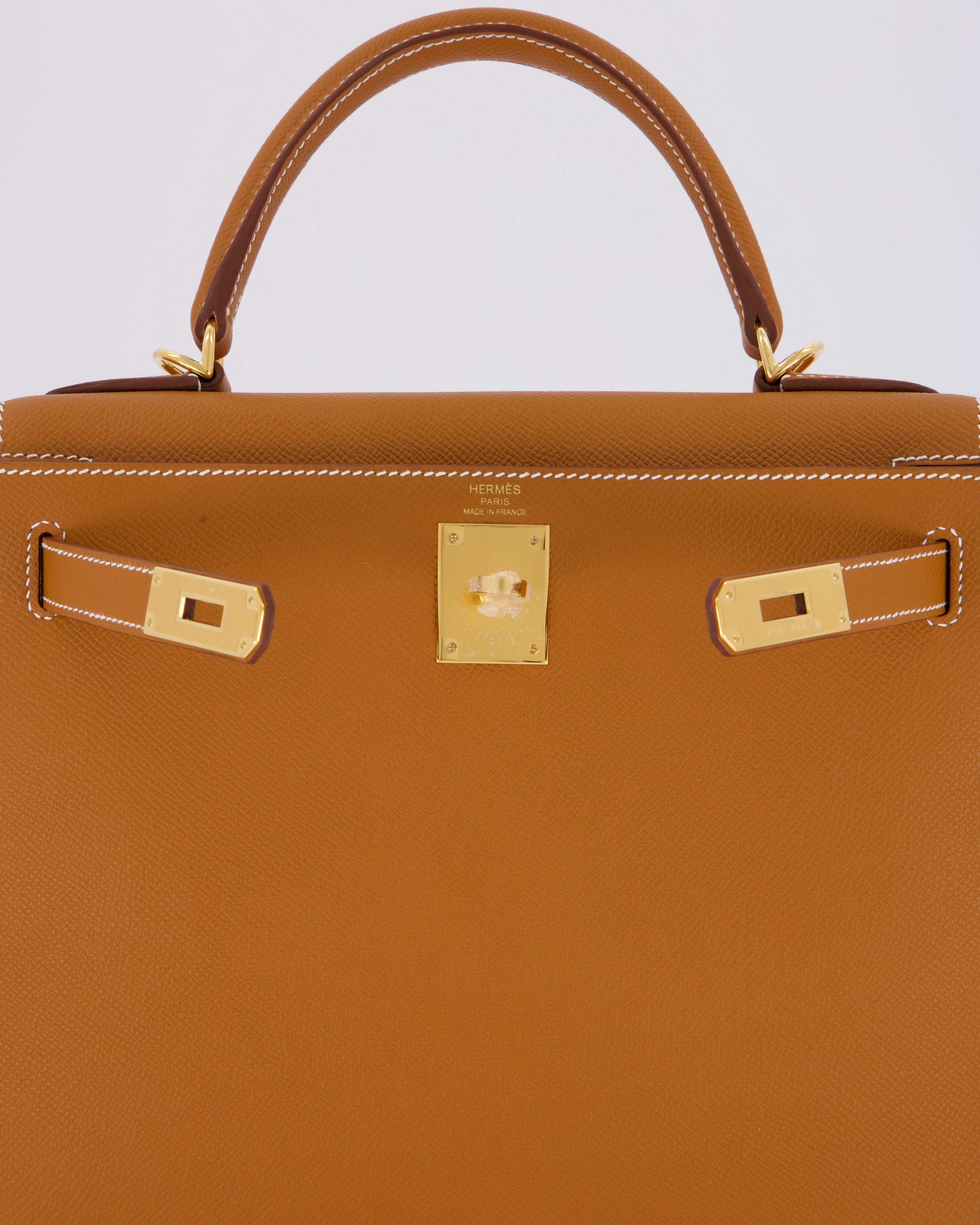 Hermès Kelly 28 Sellier Bag in Gold Epsom Leather with Gold Hardware