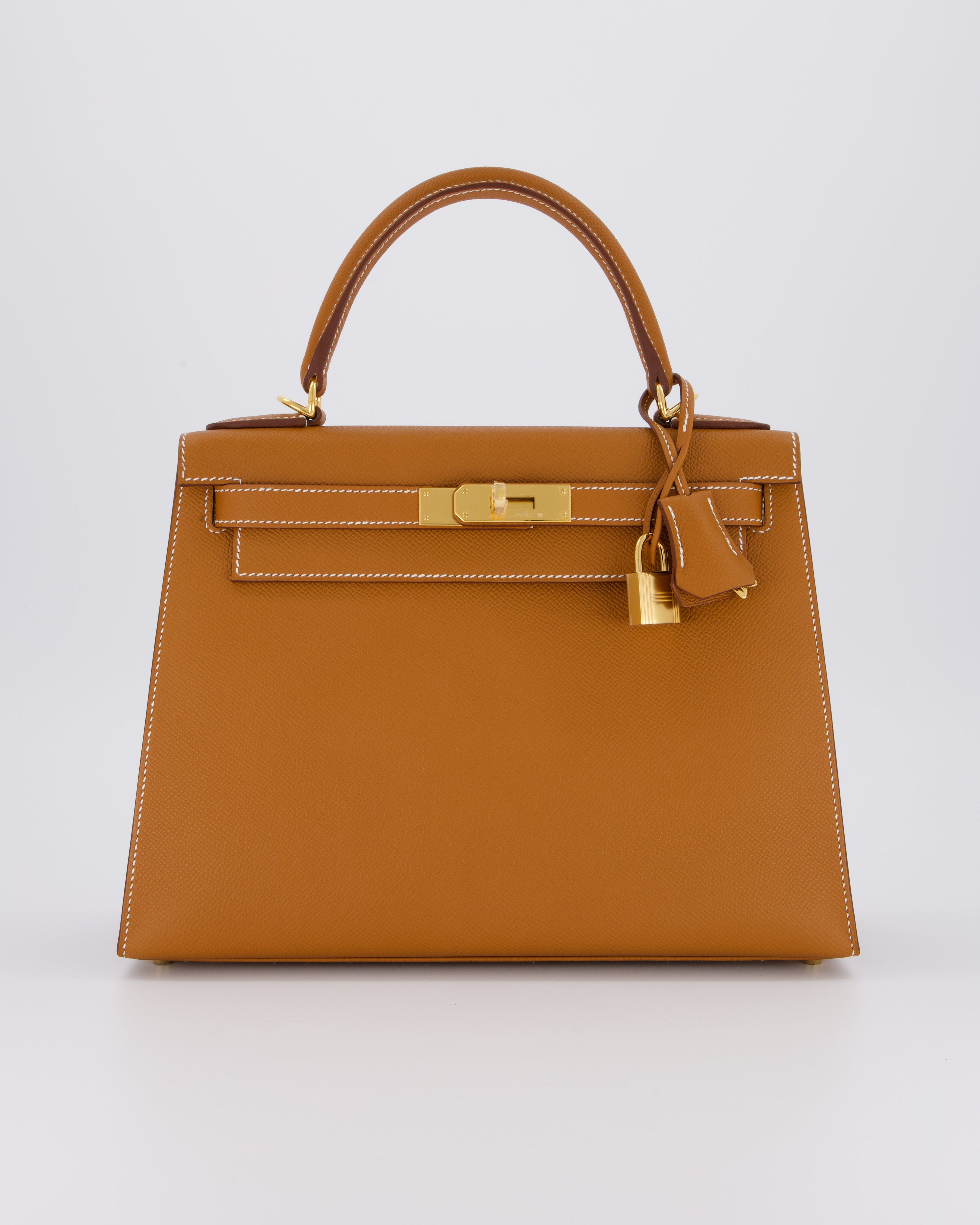 Hermès Kelly 28 Sellier Bag in Gold Epsom Leather with Gold Hardware
