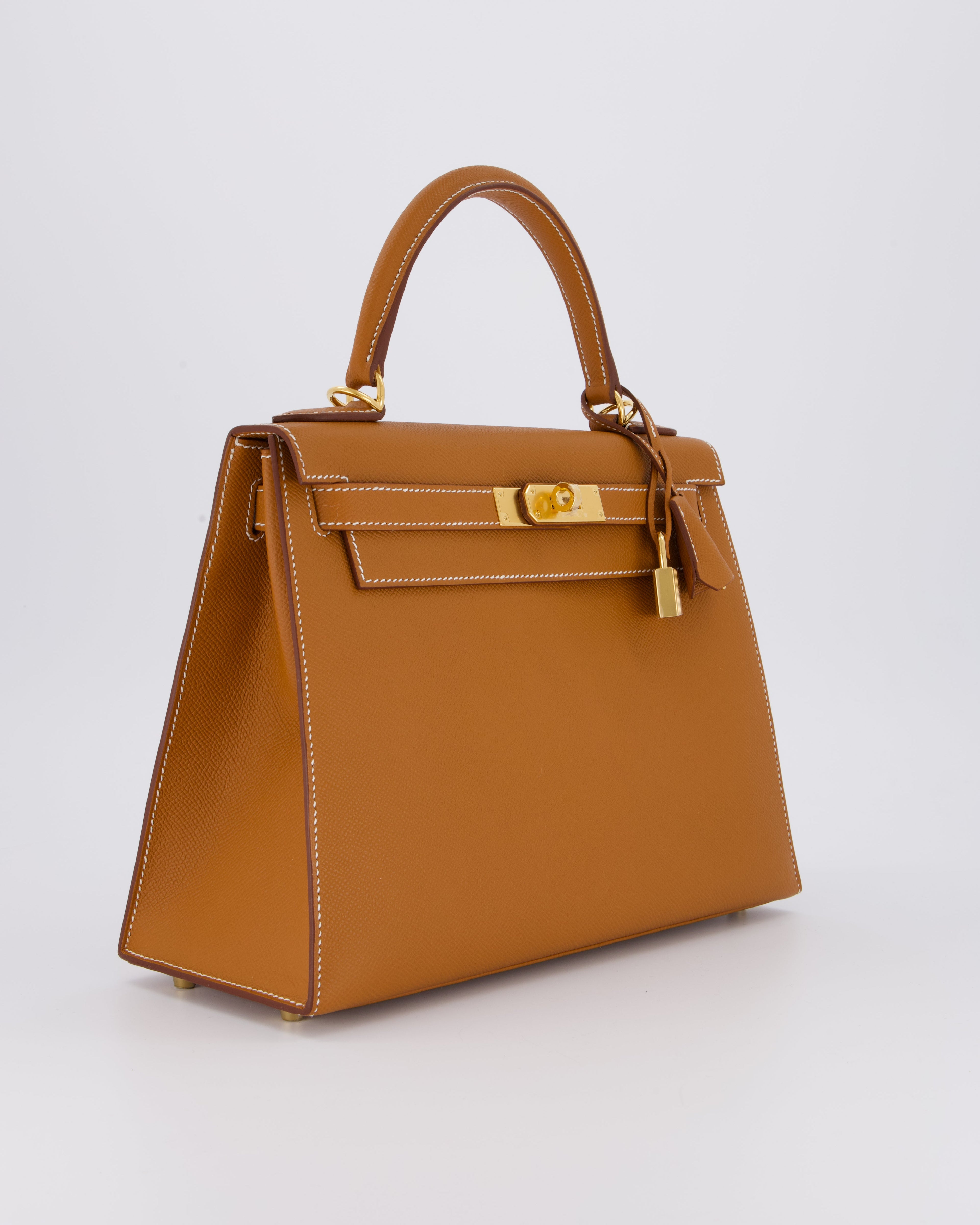 Hermès Kelly 28 Sellier Bag in Gold Epsom Leather with Gold Hardware