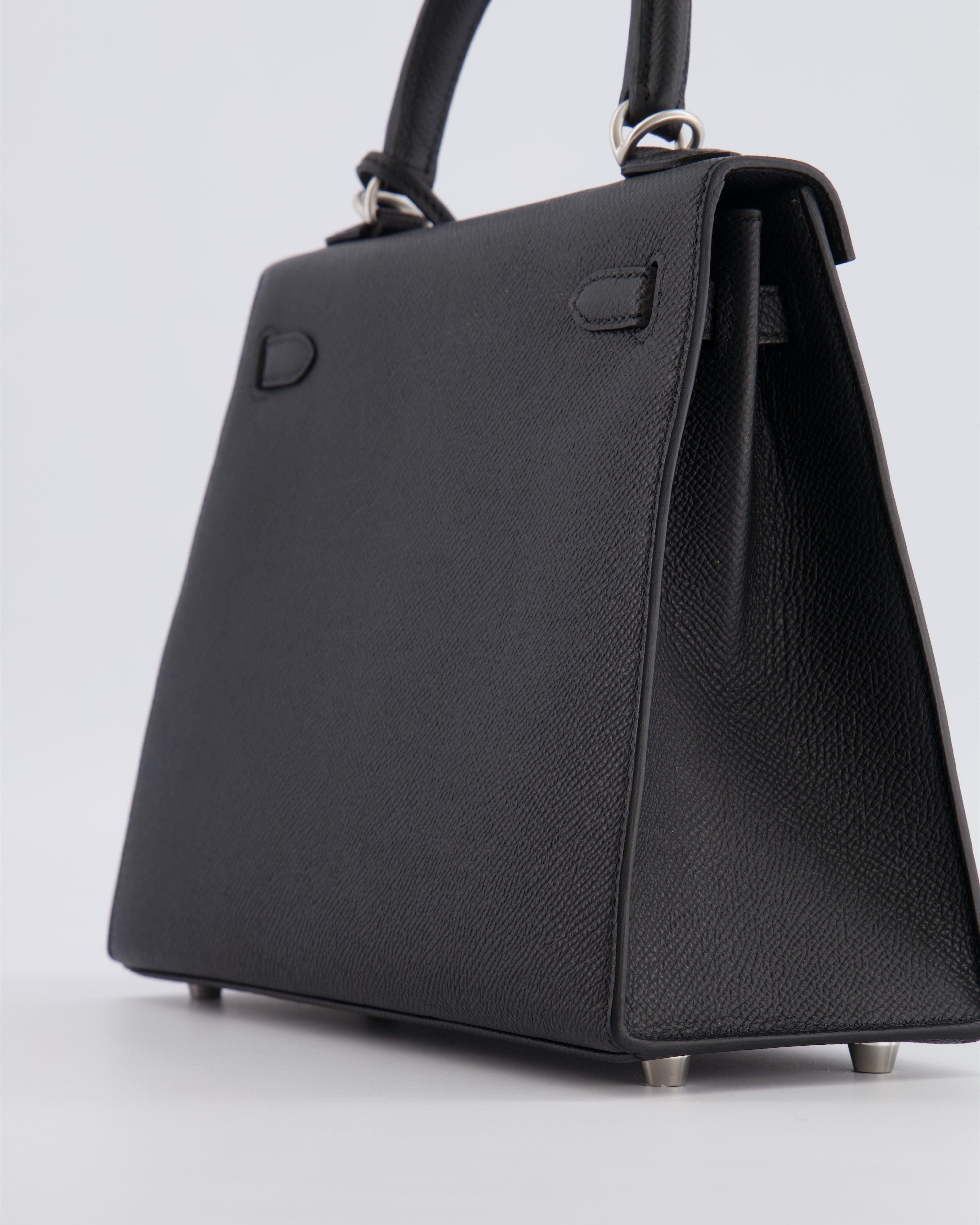 Hermès HSS Kelly 25 Sellier Bag in Noir Epsom Leather and Bleu Zellige Interior with Brushed Palladium Hardware&nbsp;