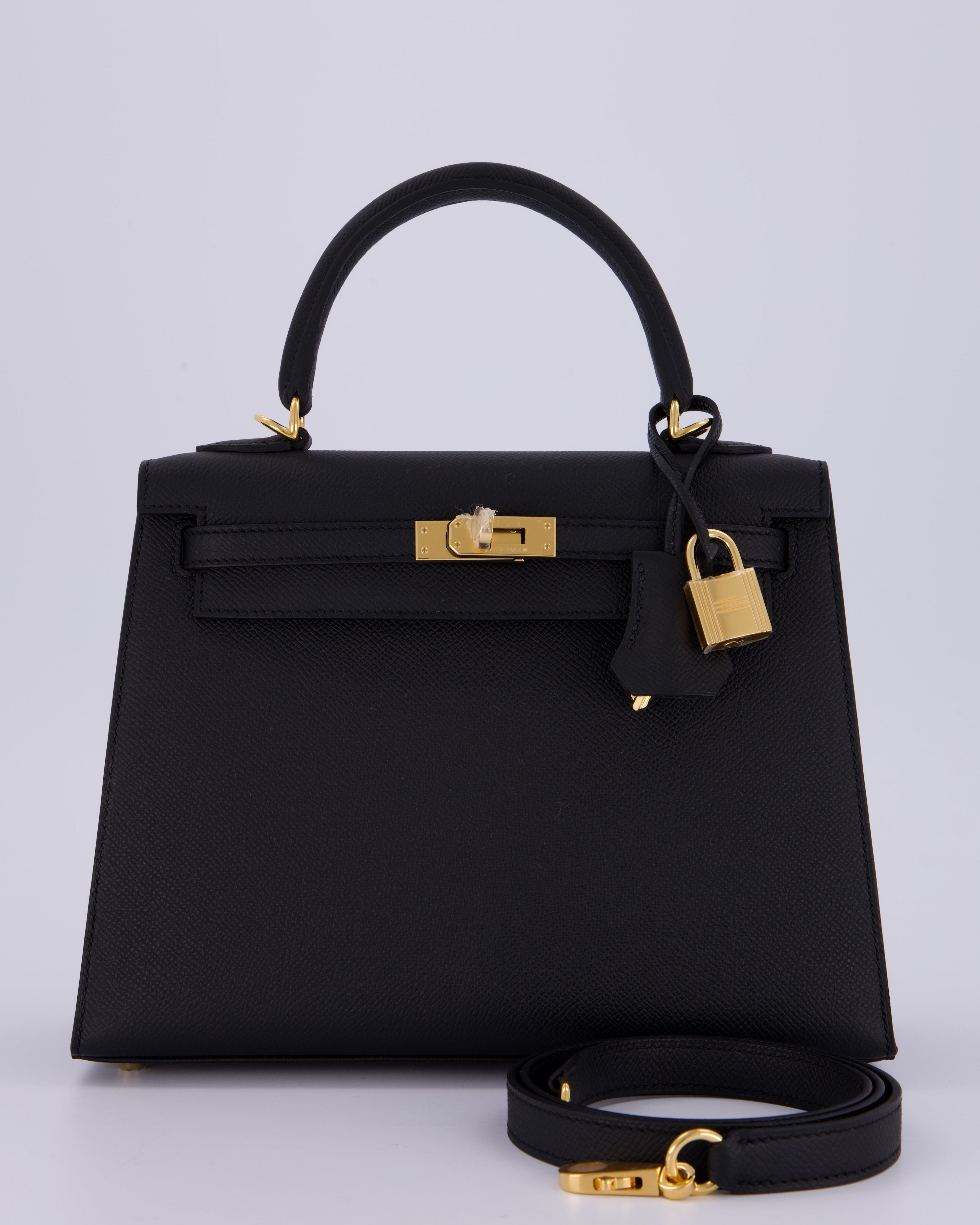 *HOT* Hermès Kelly 25 Sellier Bag in Noir Epsom Leather with Gold Hardware