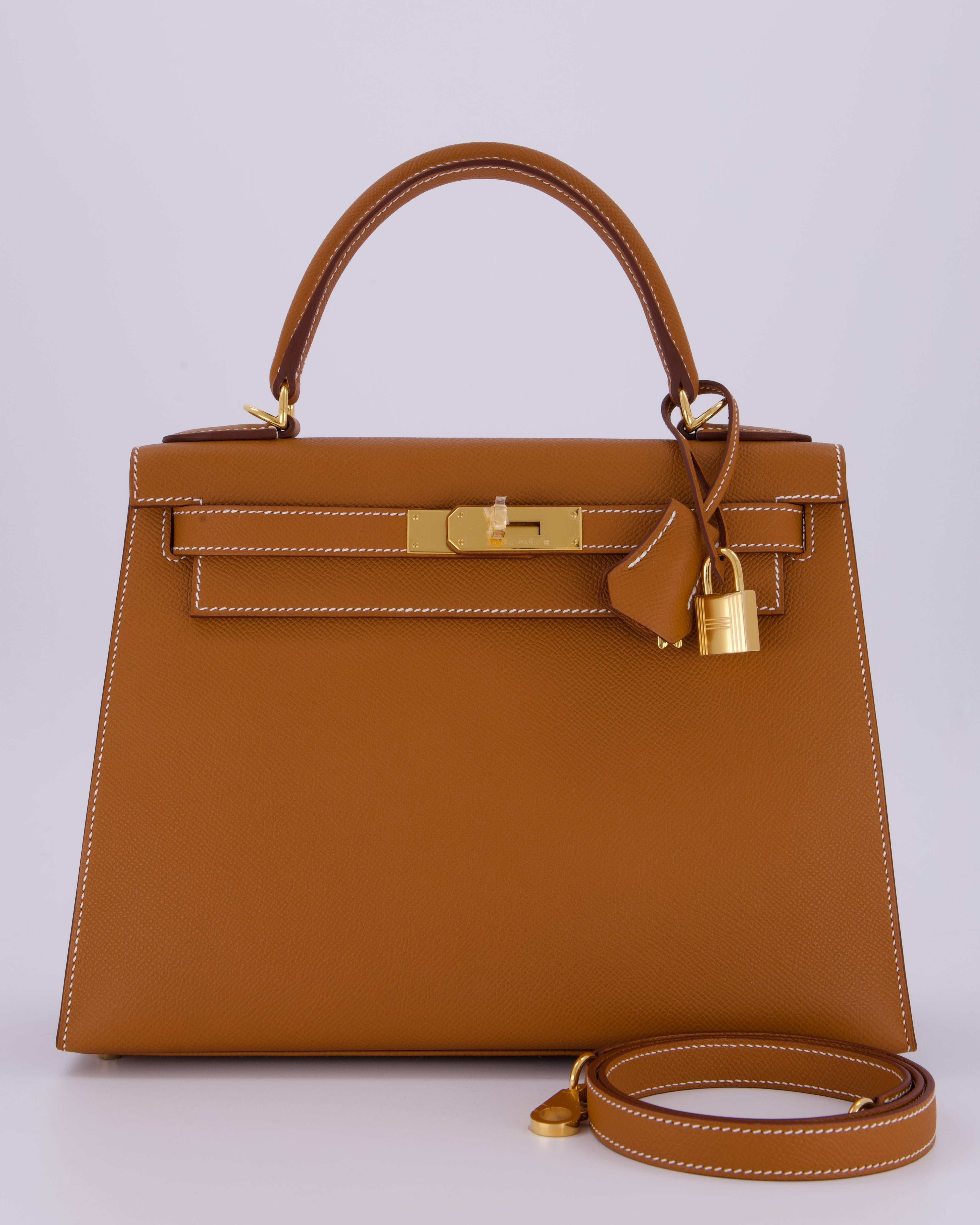 Hermès Kelly 28 Sellier Bag in Gold Epsom Leather with Gold Hardware