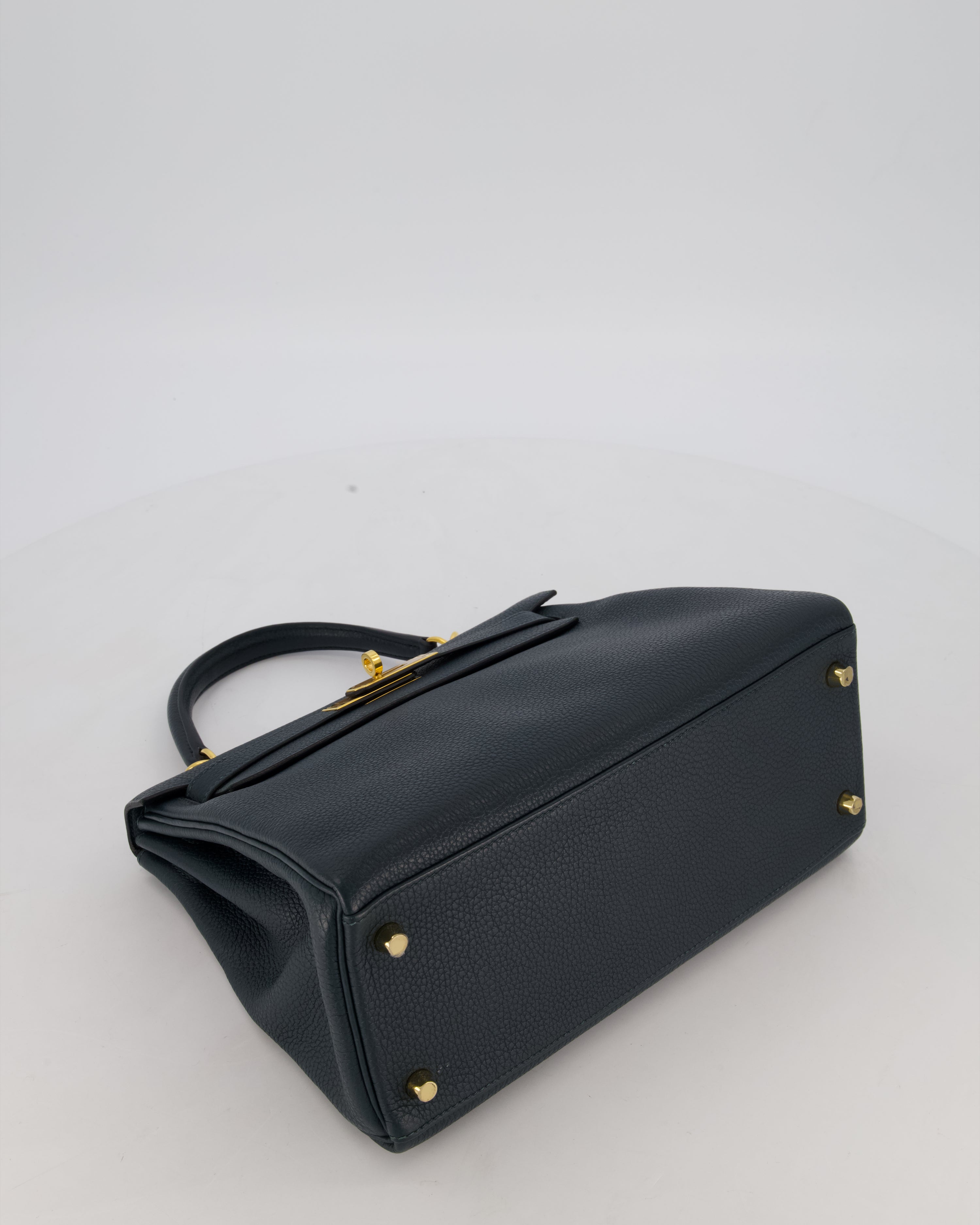 Hermès Kelly 28 Retourne Bag in Vert Cypress Togo Leather with Gold Hardware