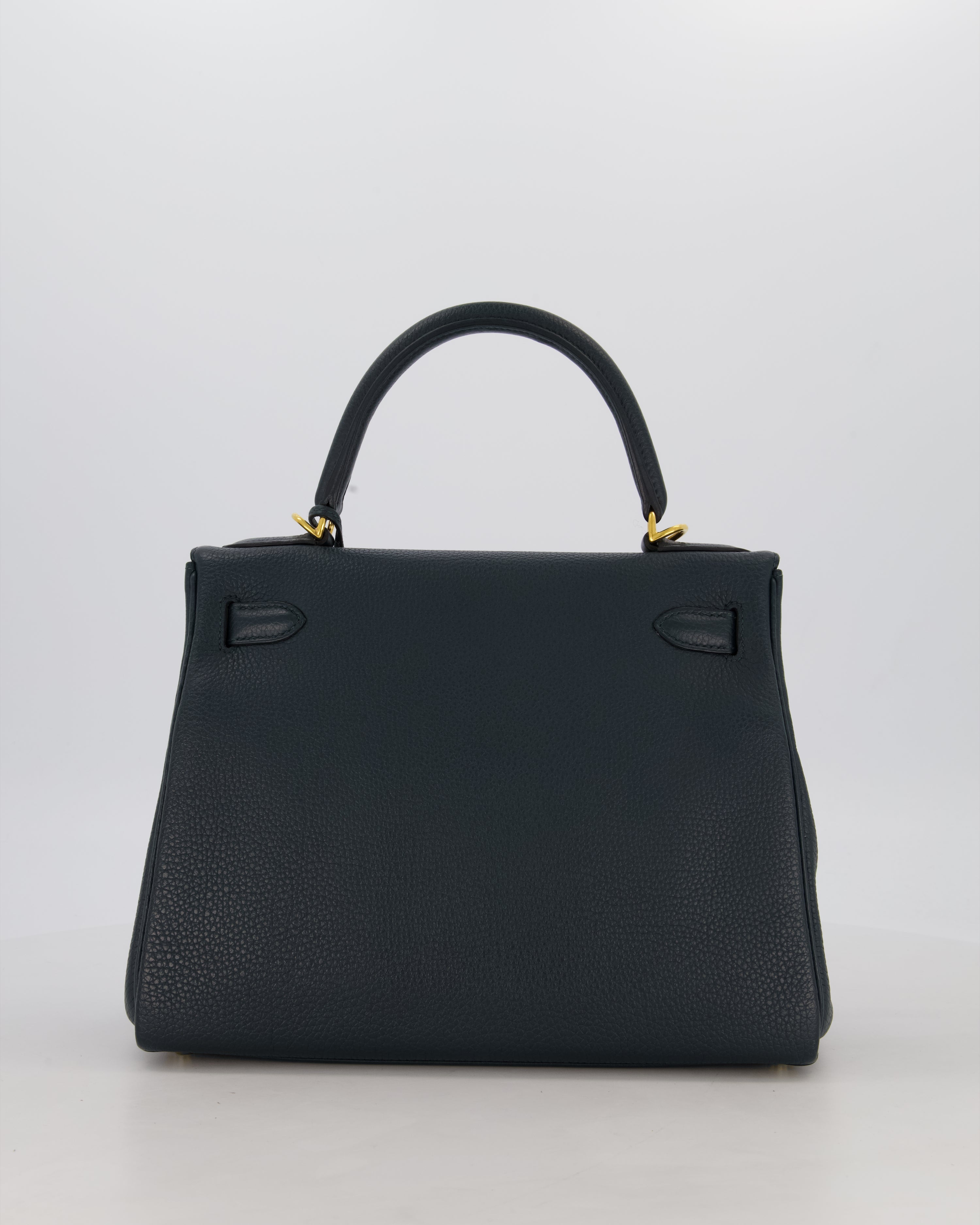 Hermès Kelly 28 Retourne Bag in Vert Cypress Togo Leather with Gold Hardware