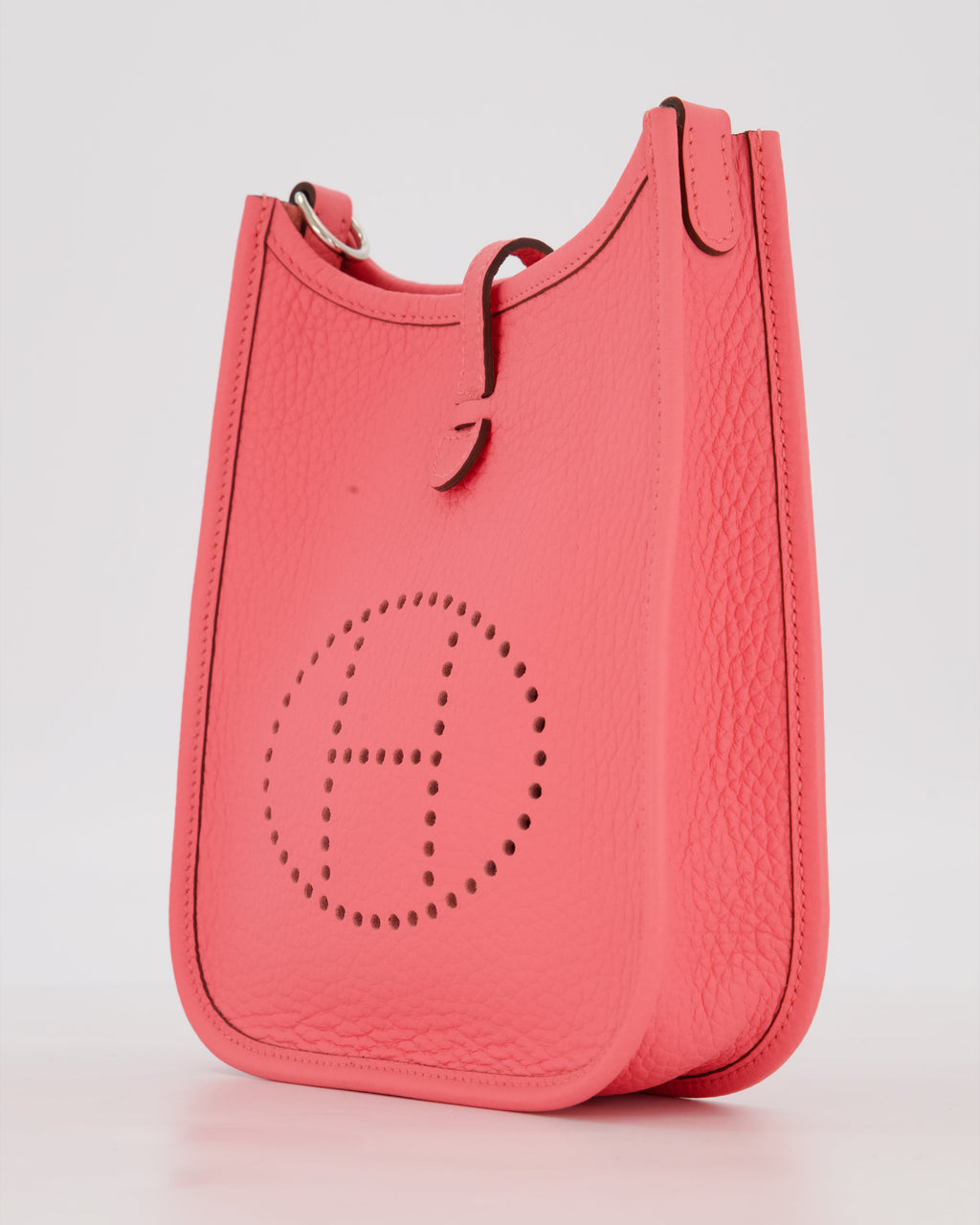 Hermès Mini Evelyne Bag in Rose Mexico Clemence Leather with Palladium Hardware
