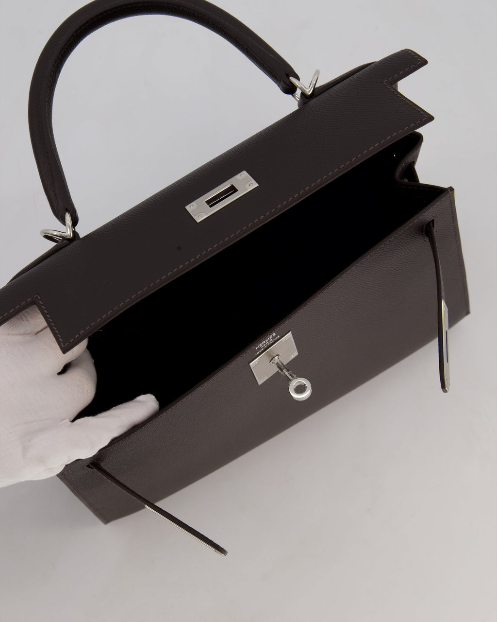 *RARE* Hermès Kelly 28 Sellier Bag in Bai Brun Epsom Leather with Palladium Hardware