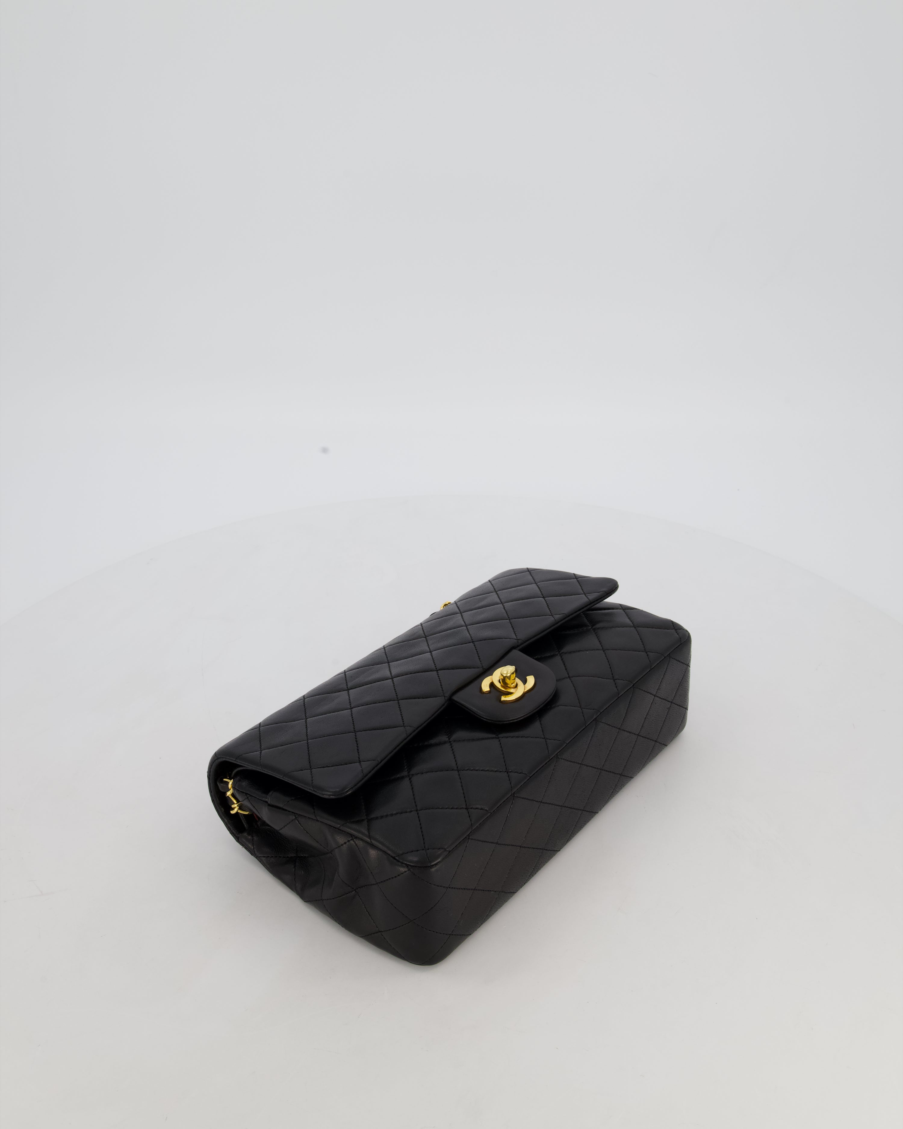 *AMAZING CONDITION* Chanel Black Vintage Medium Classic Double Flap Bag in Lambskin Leather with 24K Gold Hardware