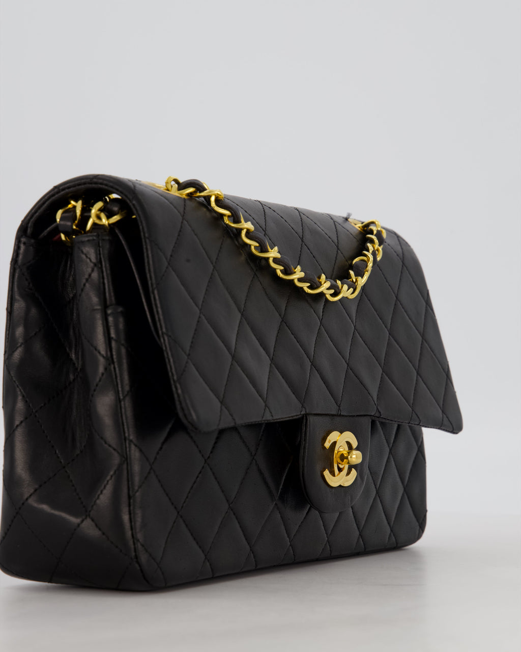 *AMAZING CONDITION* Chanel Black Vintage Medium Classic Double Flap Bag in Lambskin Leather with 24K Gold Hardware