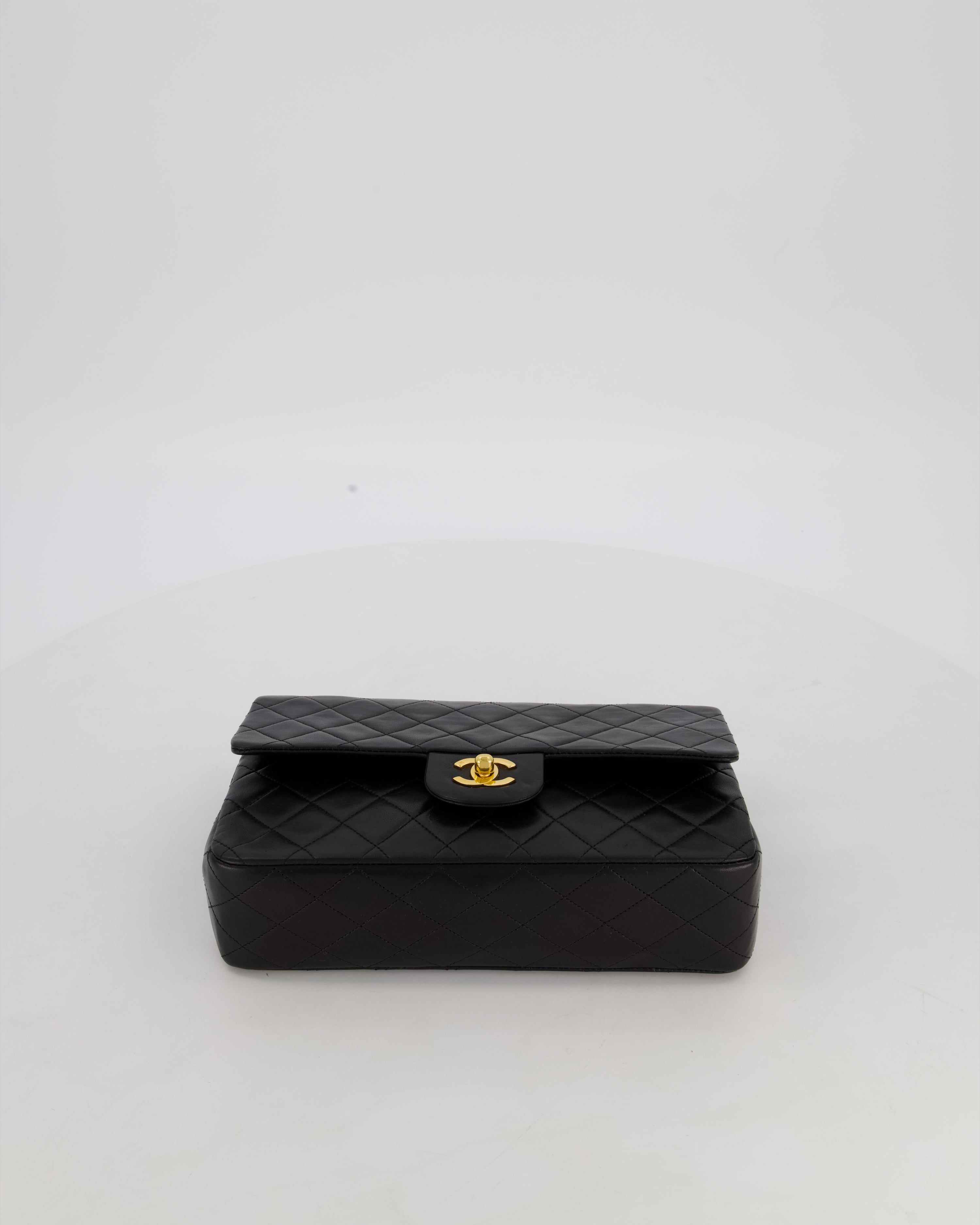 *AMAZING CONDITION* Chanel Black Vintage Medium Classic Double Flap Bag in Lambskin Leather with 24K Gold Hardware