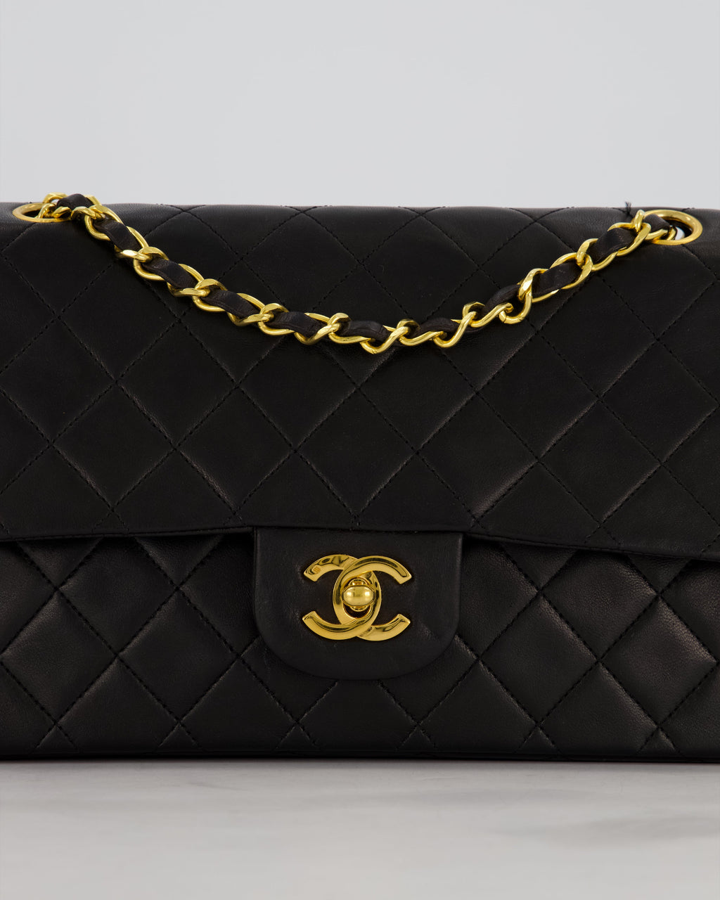 *AMAZING CONDITION* Chanel Black Vintage Medium Classic Double Flap Bag in Lambskin Leather with 24K Gold Hardware