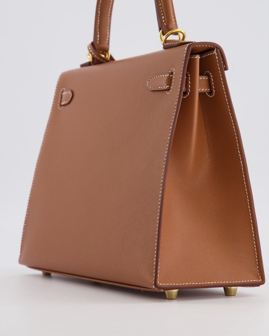 Hermès Kelly 25 II Sellier Bag in Gold Veau Madame Leather with Gold Hardware