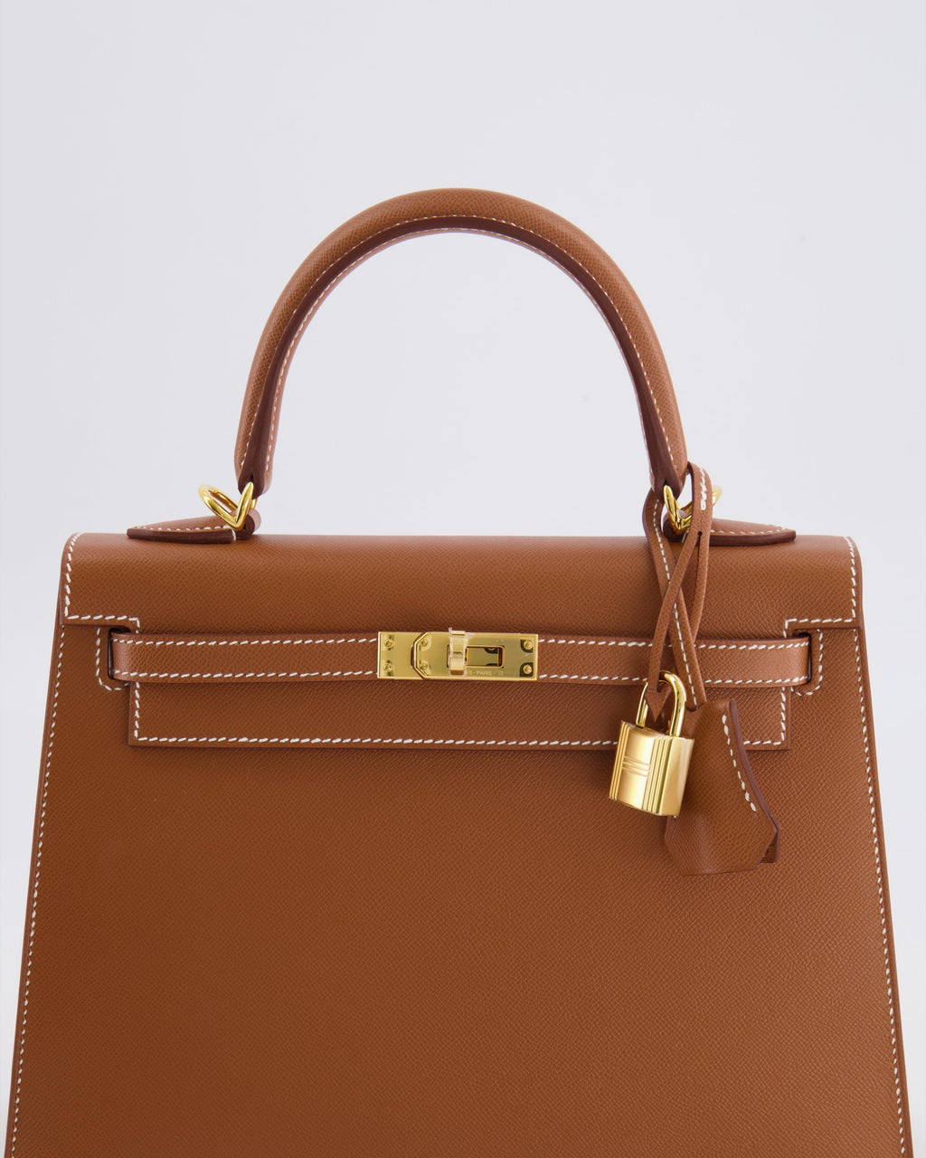 Hermès Kelly 25 II Sellier Bag in Gold Veau Madame Leather with Gold Hardware