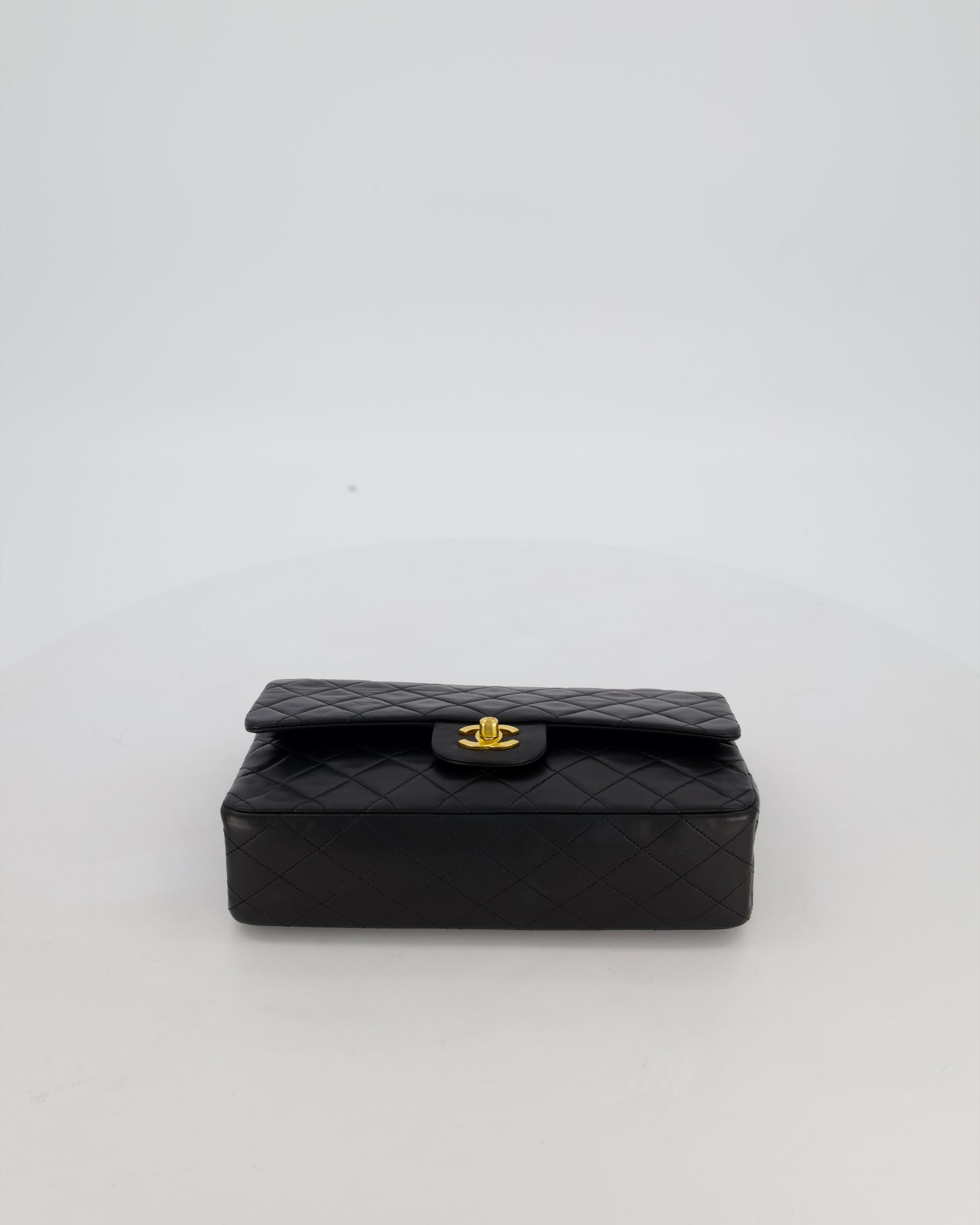 *AMAZING CONDITION* Chanel Black Vintage Medium Classic Double Flap Bag in Lambskin Leather with 24K Gold Hardware