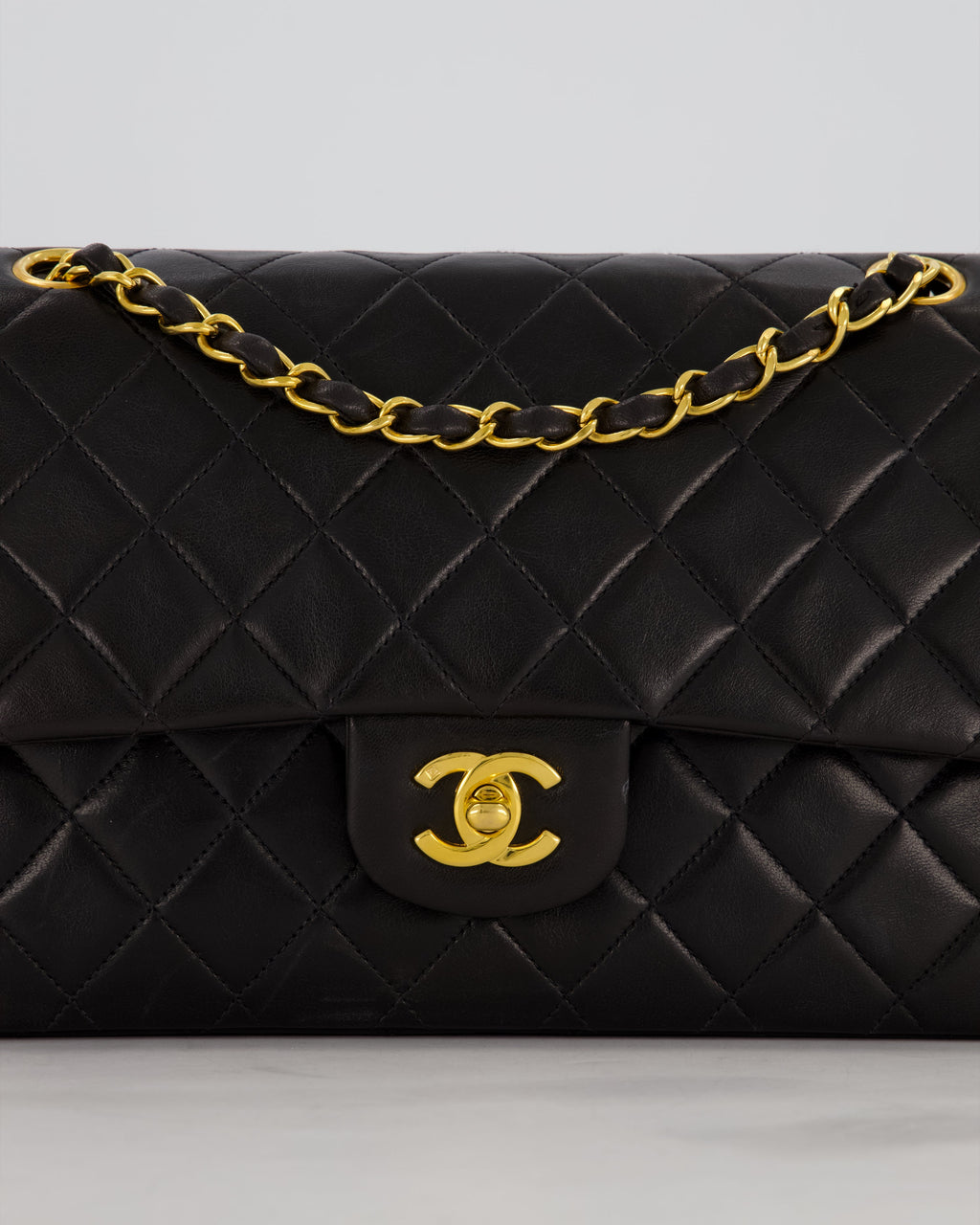 *AMAZING CONDITION* Chanel Black Vintage Medium Classic Double Flap Bag in Lambskin Leather with 24K Gold Hardware