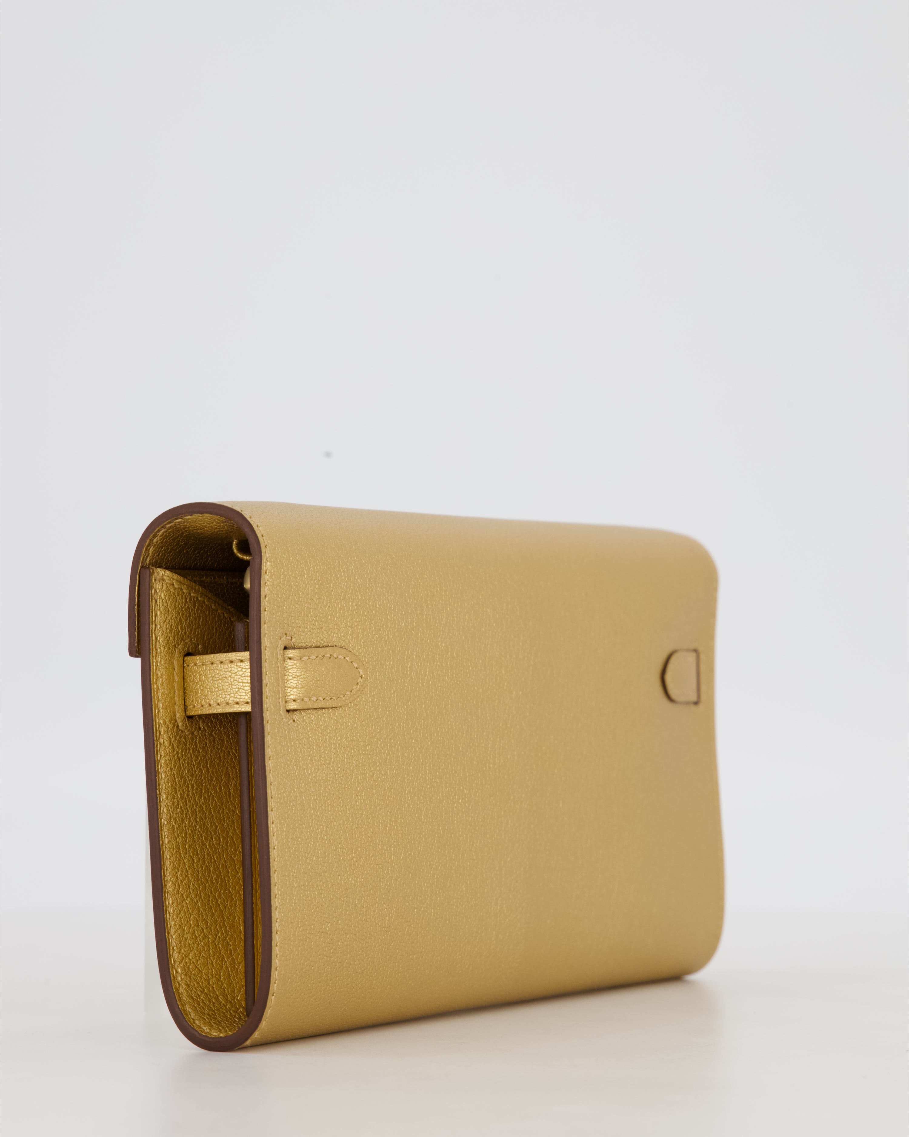Hermès Kelly To Go Bag in Doré Chevre Chamkila Leather with Gold Hardware