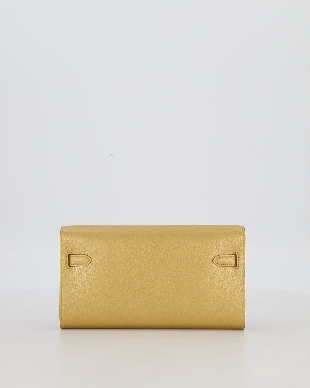 Hermès Kelly To Go Bag in Doré Chevre Chamkila Leather with Gold Hardware
