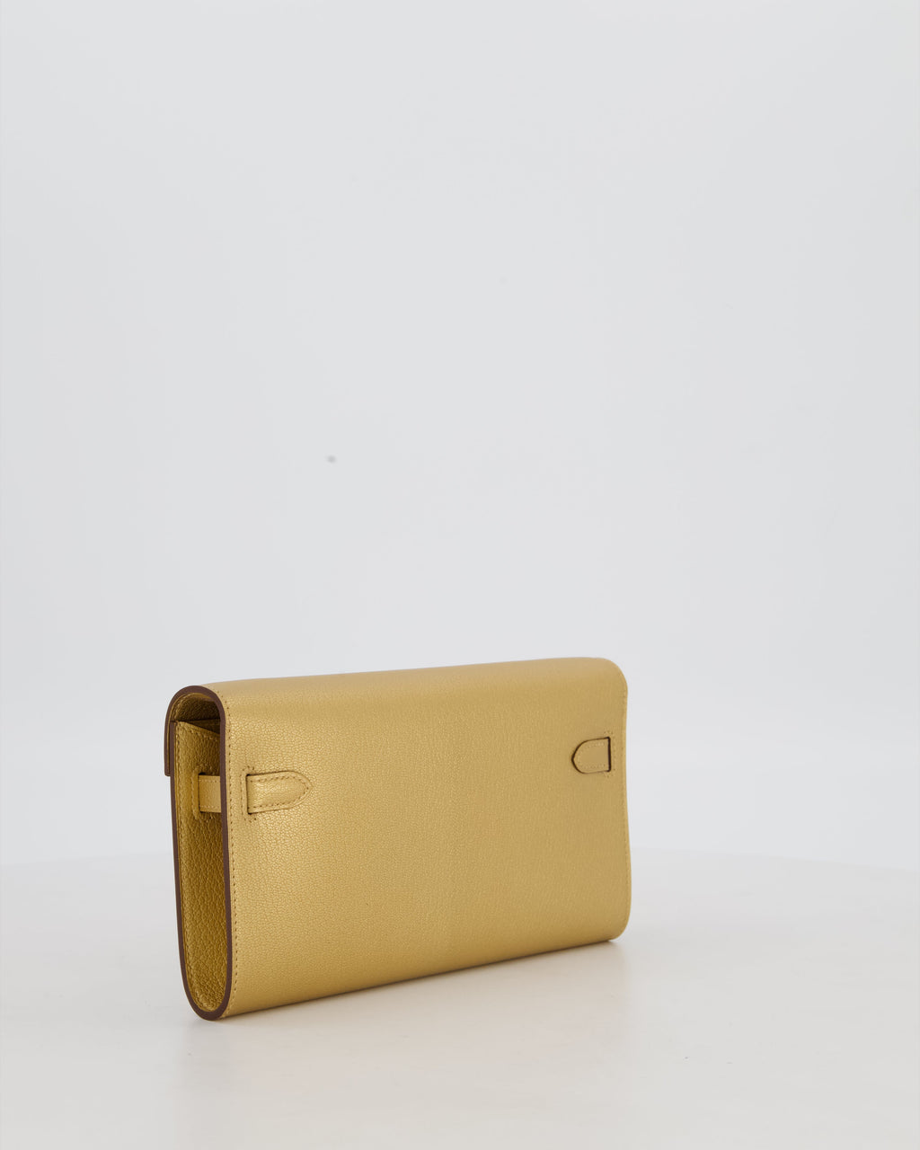 Hermès Kelly To Go Bag in Doré Chevre Chamkila Leather with Gold Hardware