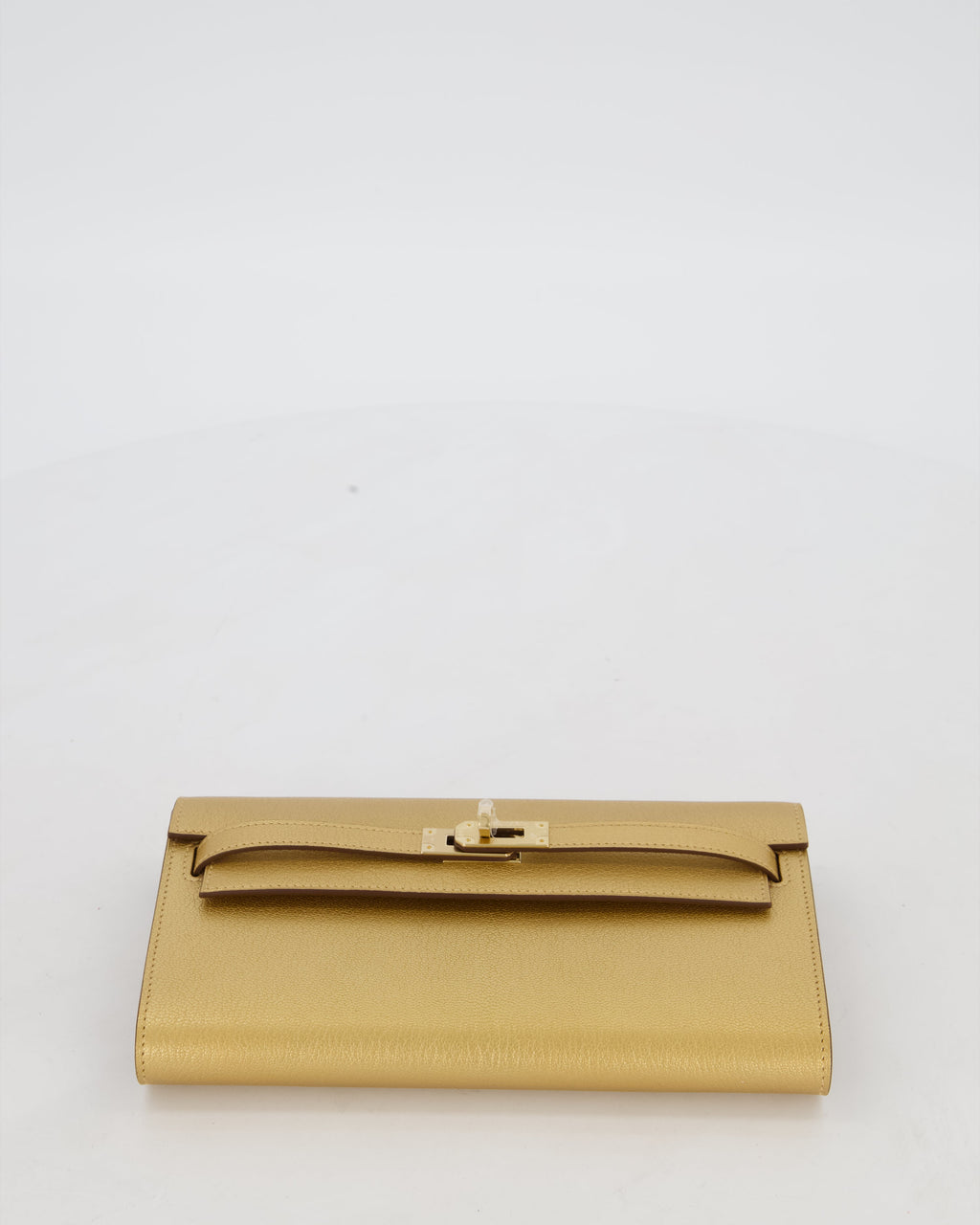 Hermès Kelly To Go Bag in Doré Chevre Chamkila Leather with Gold Hardware