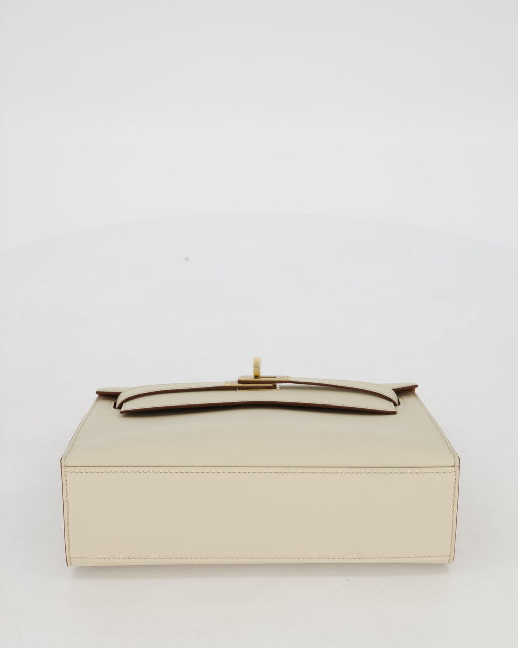 *SUPER RARE* HSS Hermès Kelly Pochette Bag in Beton and Gold Interior Swift Leather with Permabrass Hardware