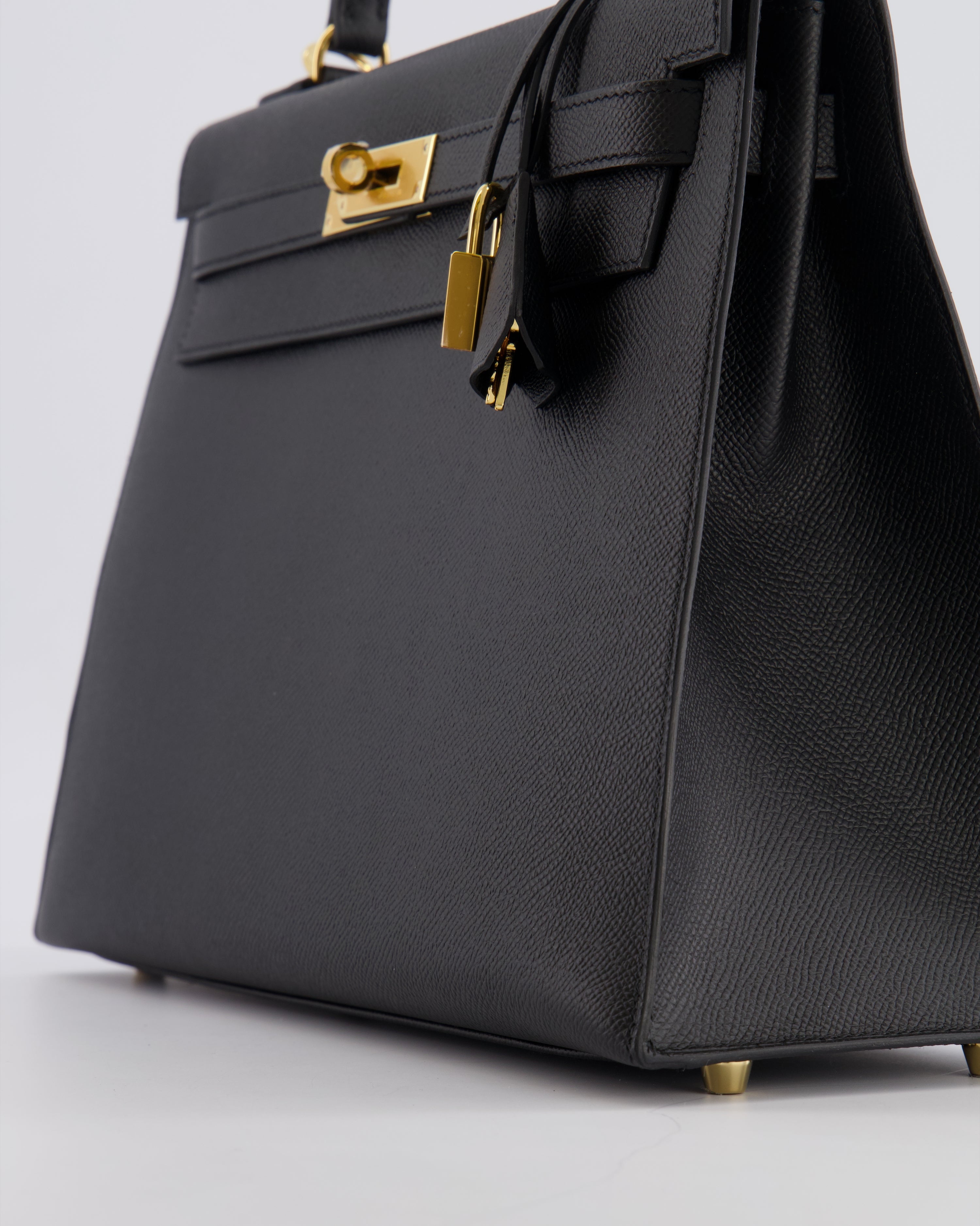 Hermès Kelly 32 Sellier Bag in Noir Epsom Leather with Gold Hardware