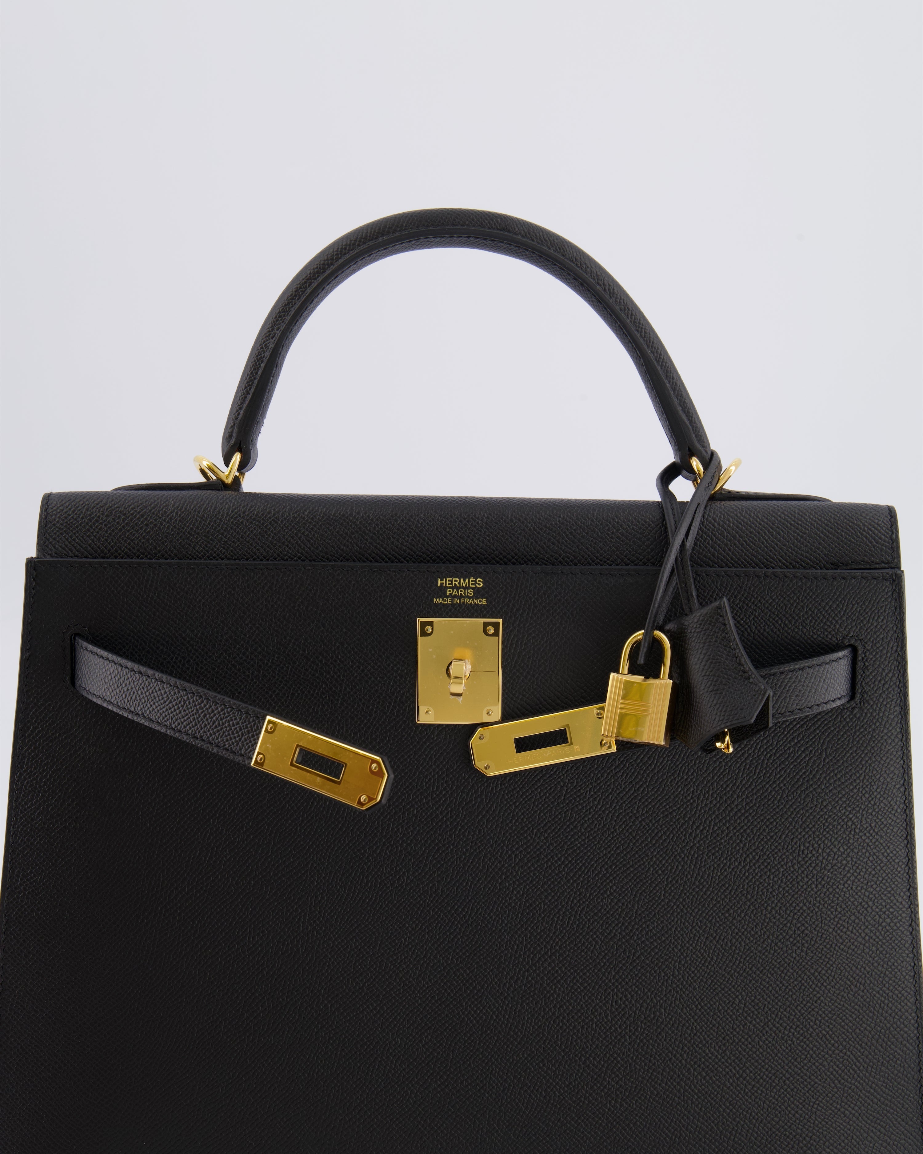 Hermès Kelly 32 Sellier Bag in Noir Epsom Leather with Gold Hardware