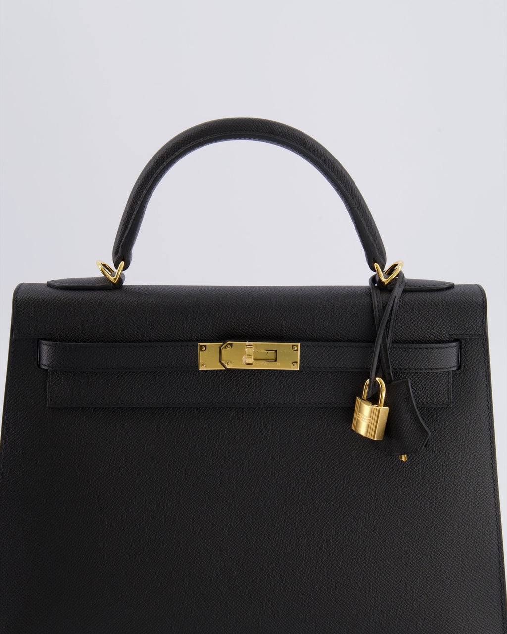 Hermès Kelly 32 Sellier Bag in Noir Epsom Leather with Gold Hardware