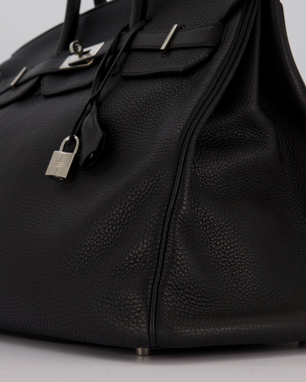 Hermès Birkin 40 Bag in Noir Togo Leather with Palladium Hardware