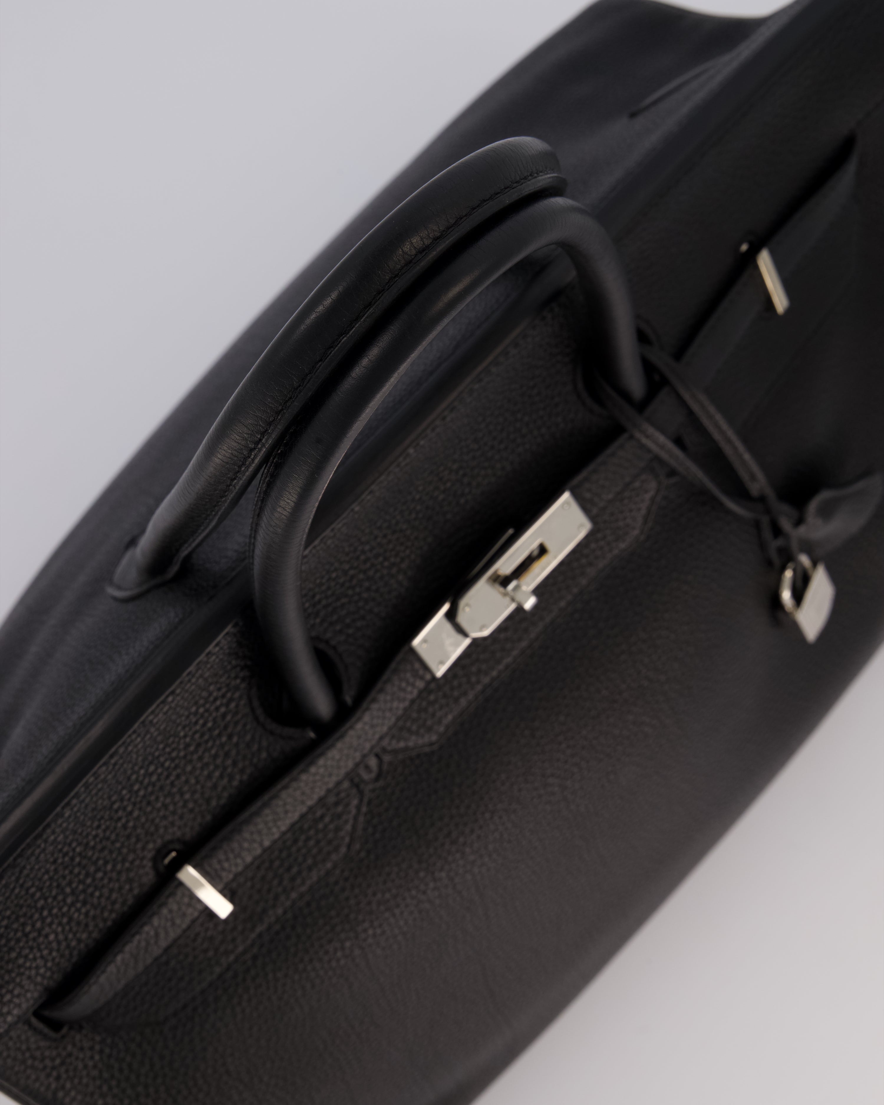 Hermès Birkin 40 Bag in Noir Togo Leather with Palladium Hardware