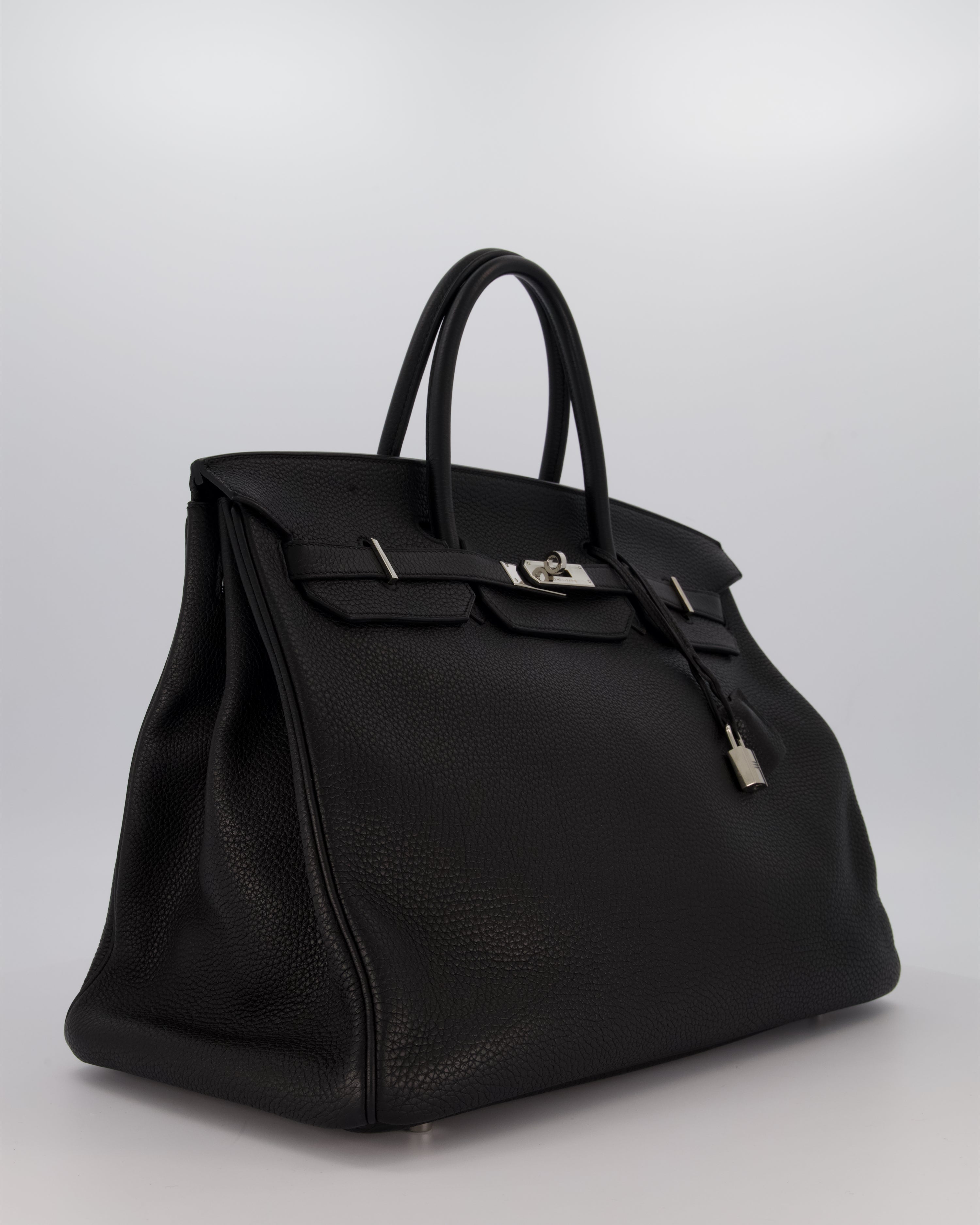 Hermès Birkin 40 Bag in Noir Togo Leather with Palladium Hardware