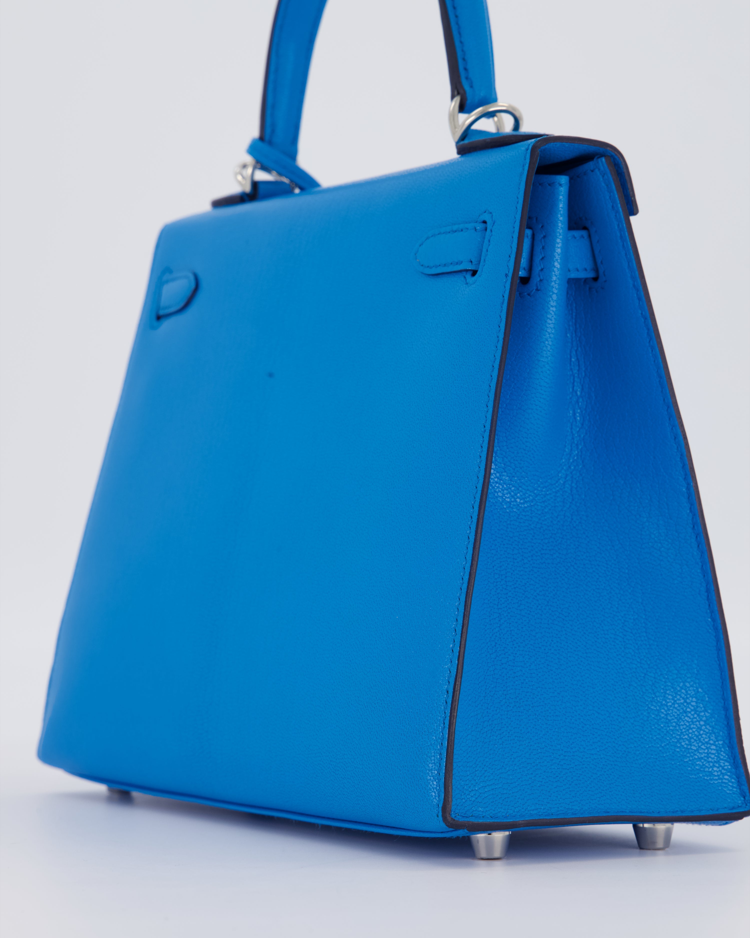 Hermès Kelly 25 Sellier Bag in Blue Frida Chévre Chamkila Leather with Palladium Hardware