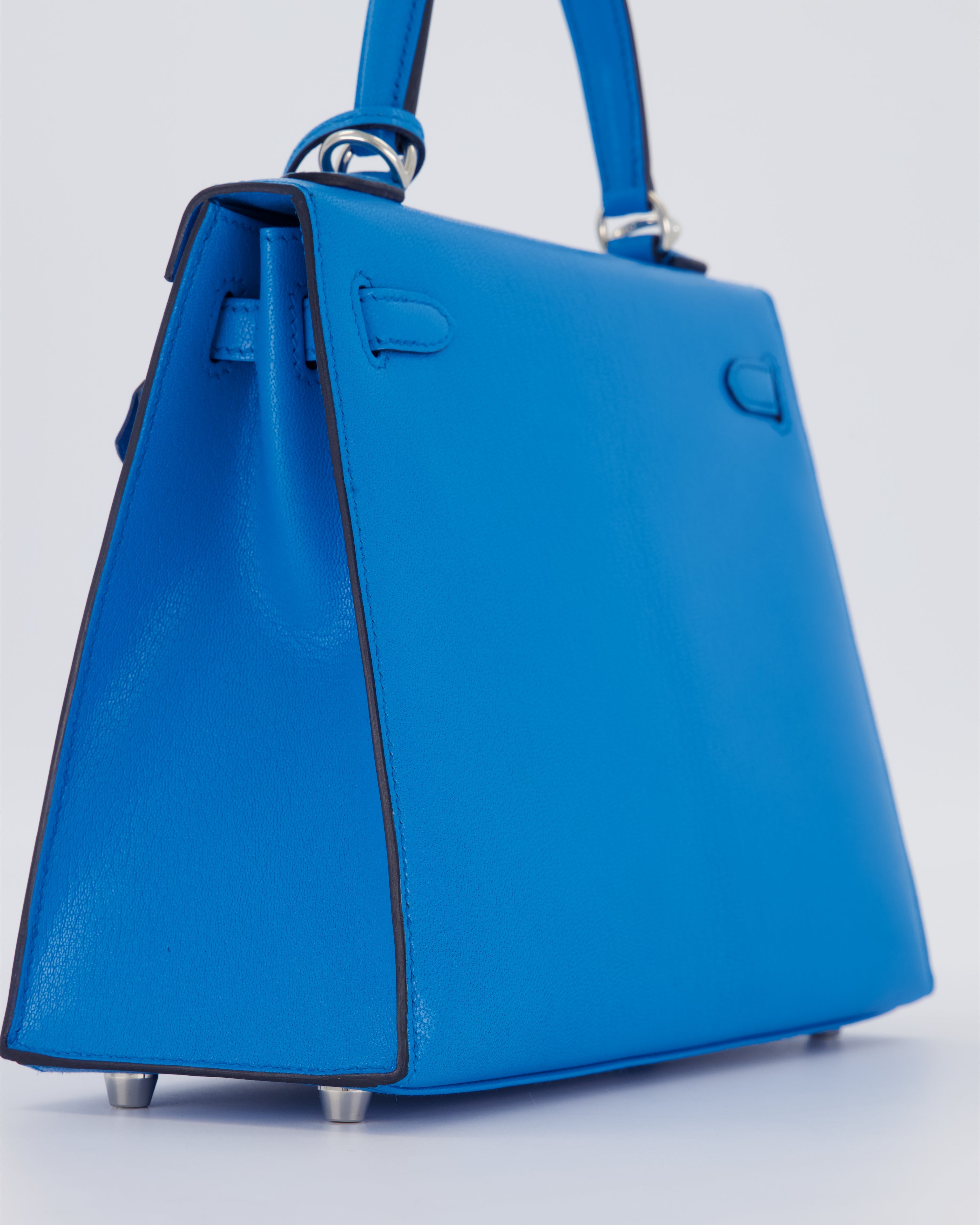 Hermès Kelly 25 Sellier Bag in Blue Frida Chévre Chamkila Leather with Palladium Hardware