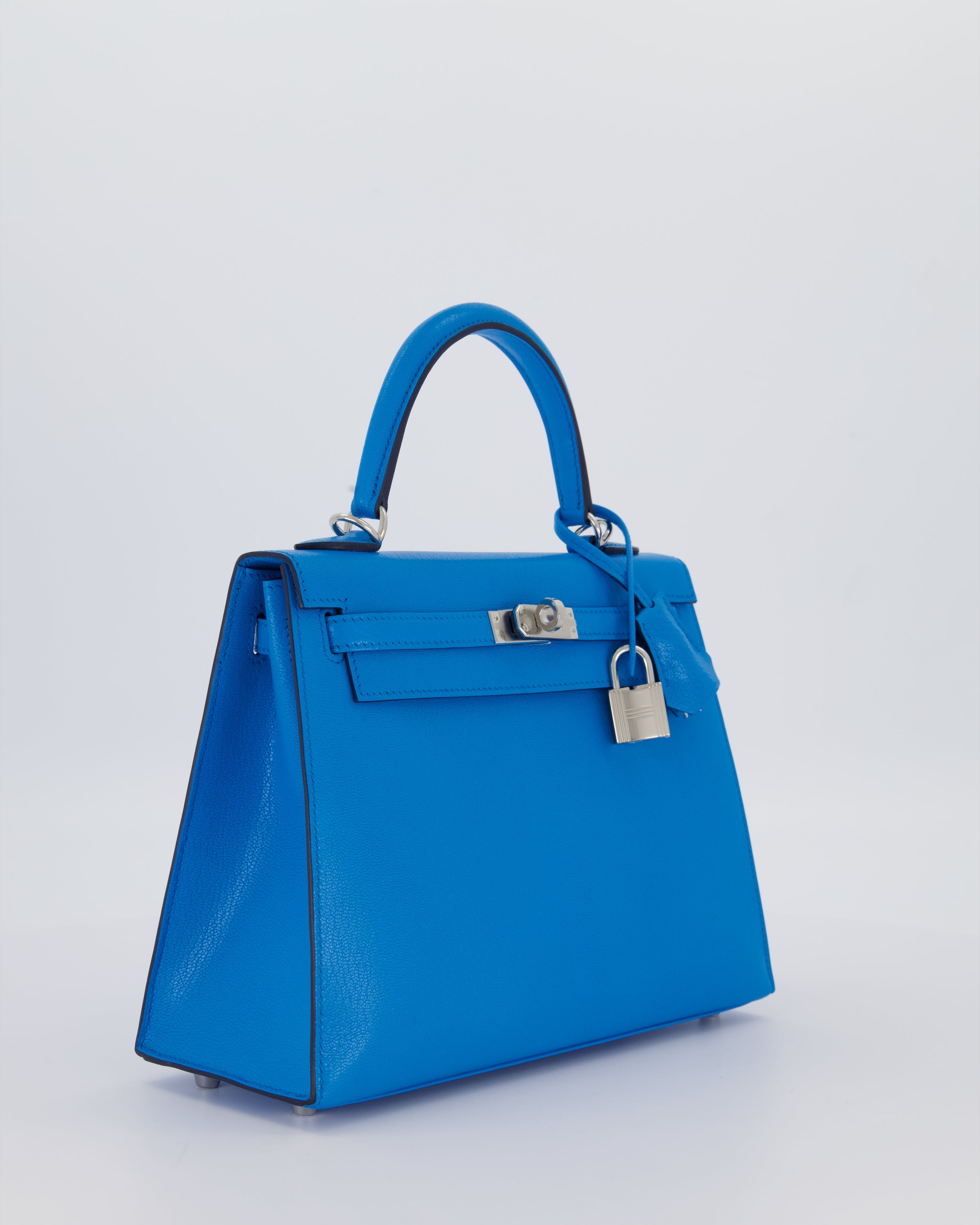 Hermès Kelly 25 Sellier Bag in Blue Frida Chévre Chamkila Leather with Palladium Hardware