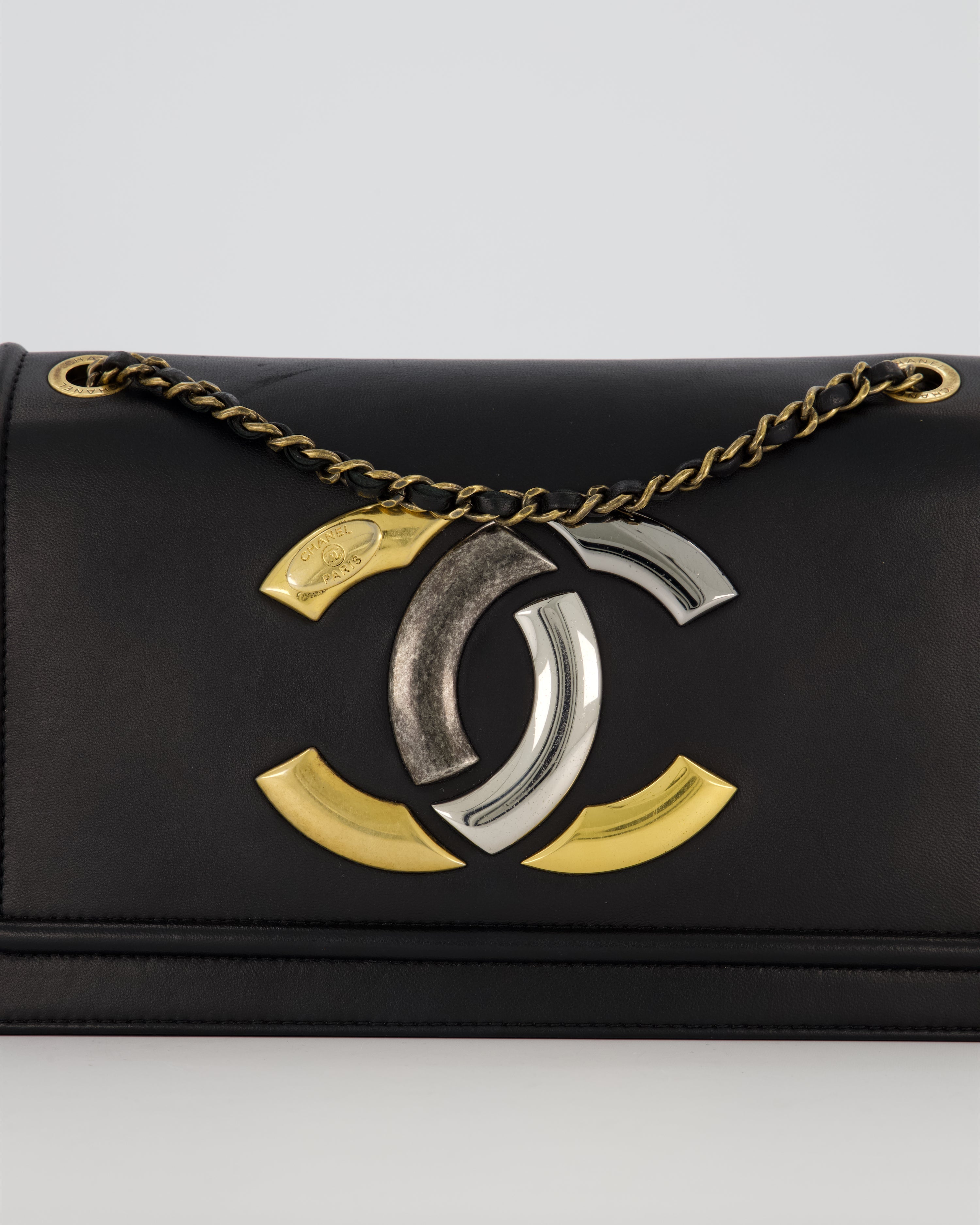 Chanel Black CC Antico Flap Bag In Lambskin With Mixed Hardware