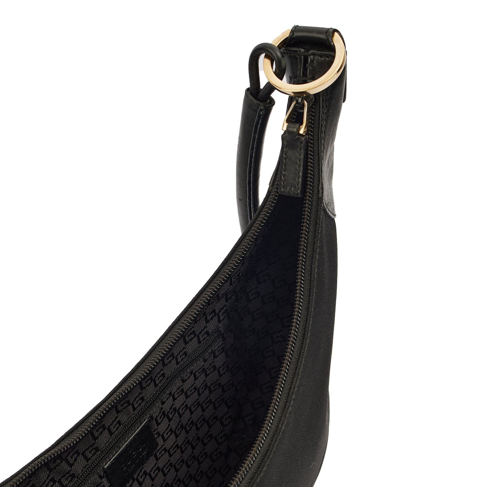 Gucci Shoulder Bag Shoulder Bag in Black, Fabric