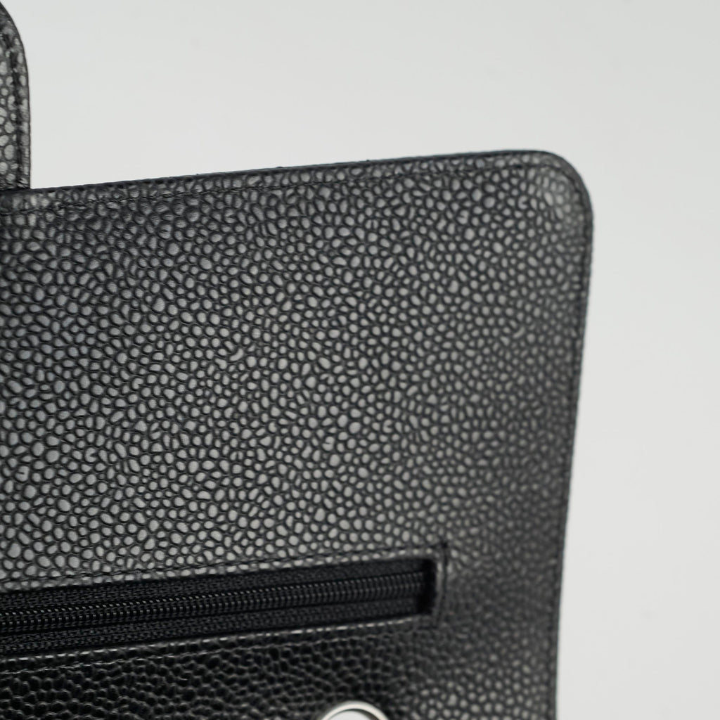 Chanel Medium/Large Caviar Classic Flap Black 2021