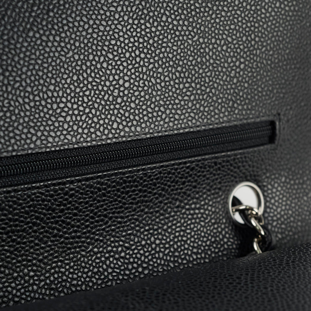 Chanel Medium/Large Caviar Classic Flap Black 2021